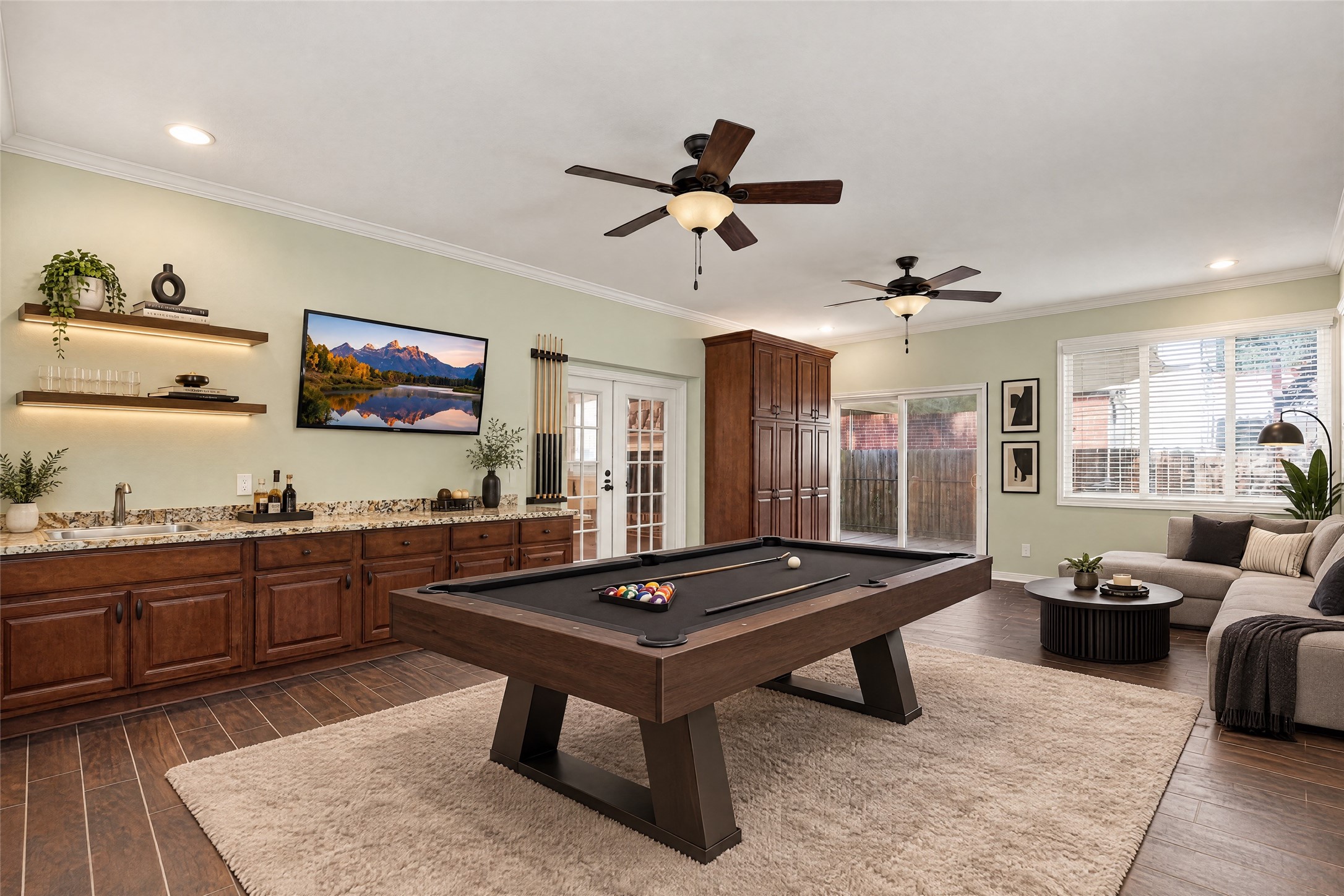 Game Room - Large extra Space on first floor