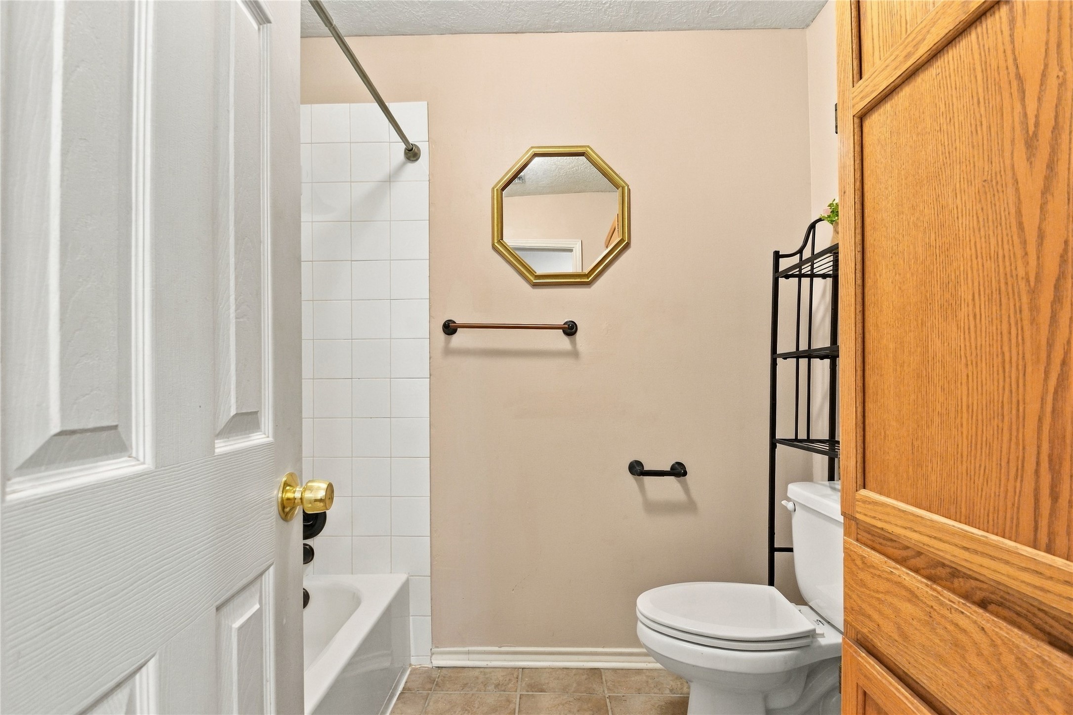 Secondary bathroom