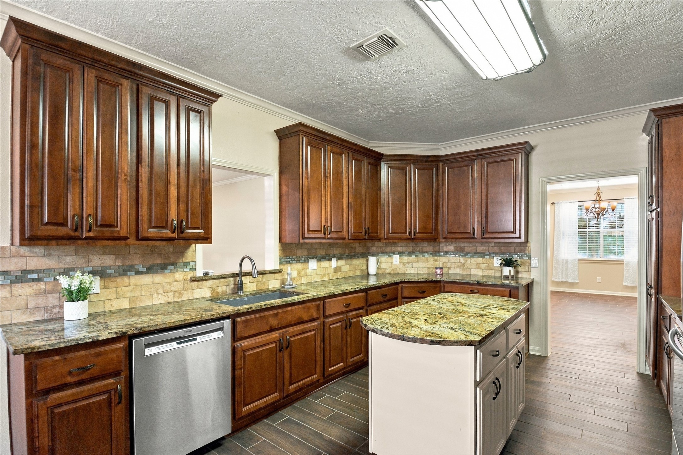 CUSTOM CABINETRY