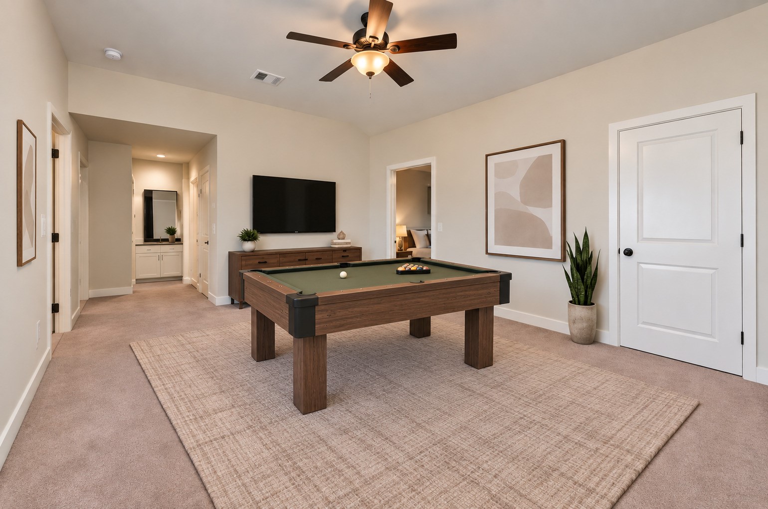 A standout bonus space that adds enjoyment and versatility to everyday living. Virtually staged.