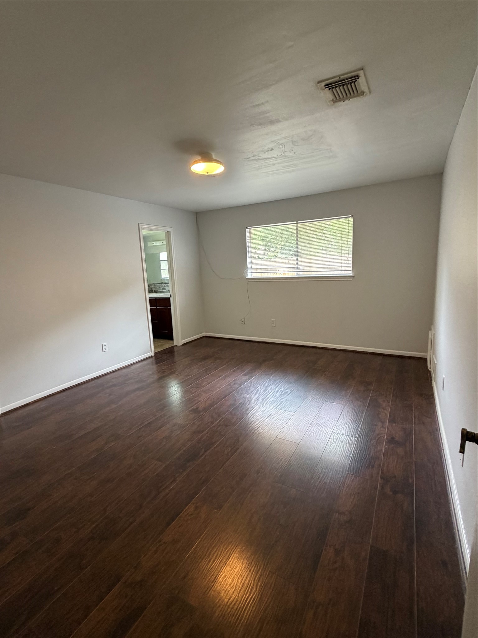 12860 Westleigh Drive, Houston, TX 77077