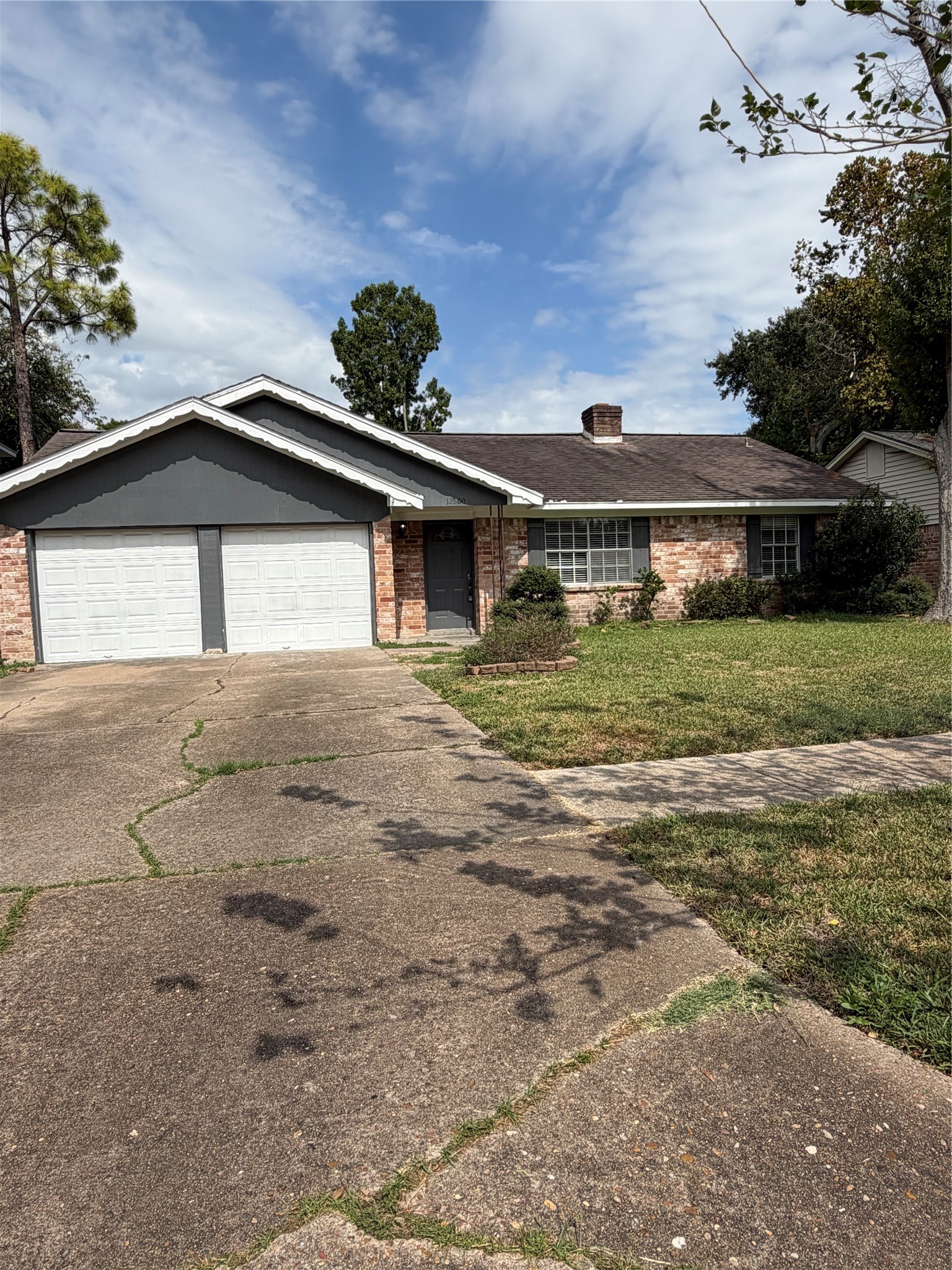 12860 Westleigh Drive, Houston, TX 77077