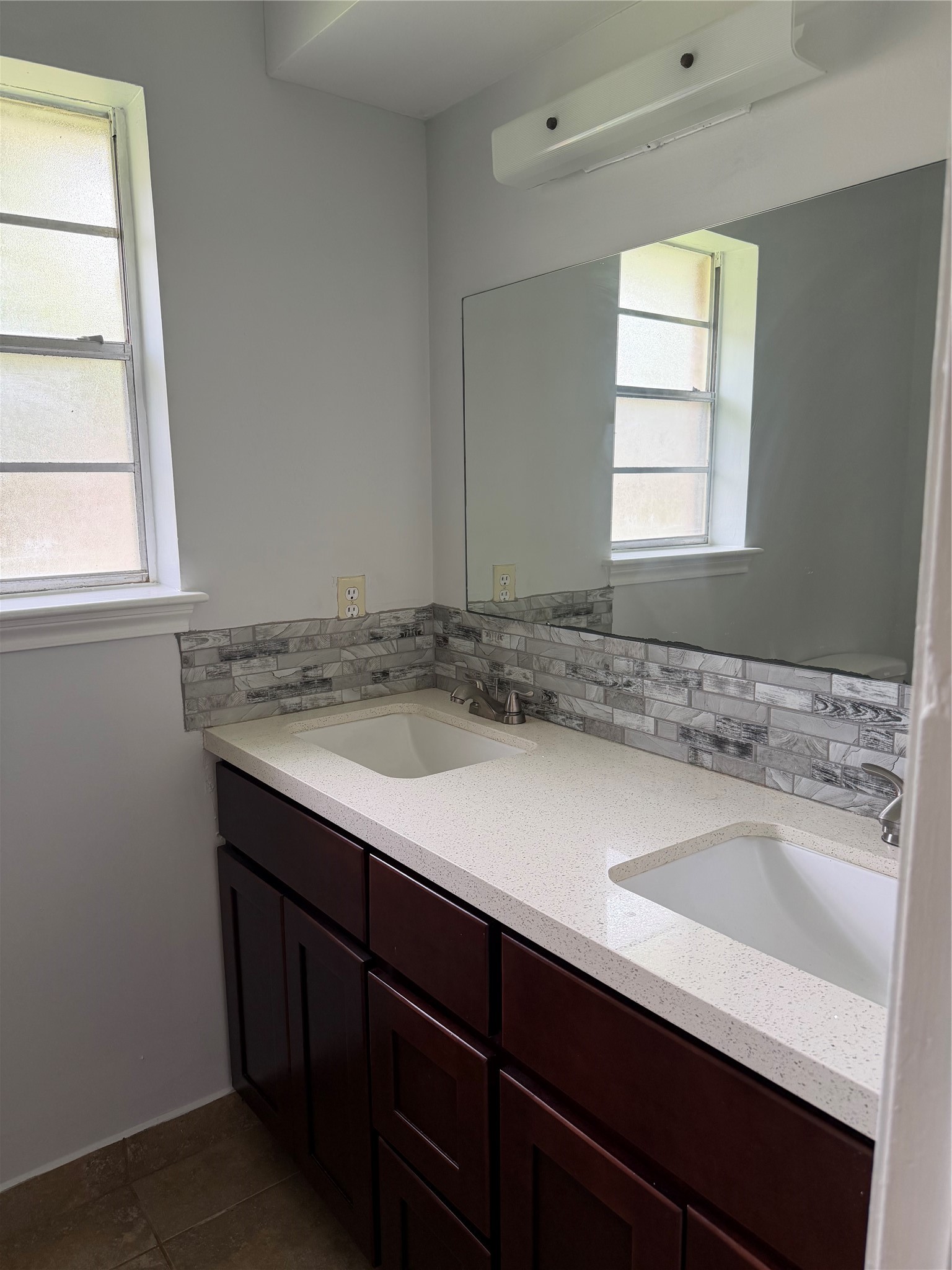 12860 Westleigh Drive, Houston, TX 77077