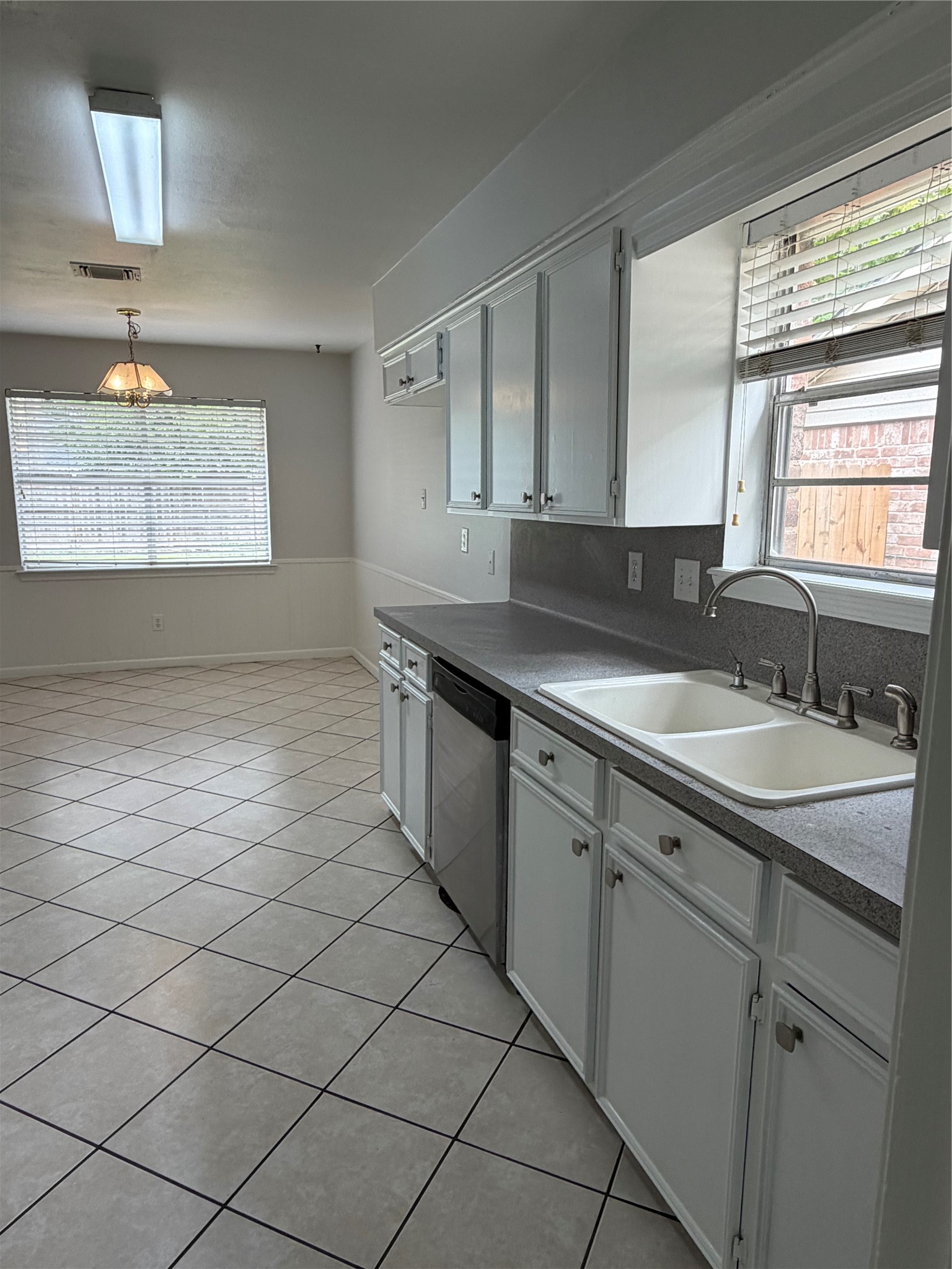 12860 Westleigh Drive, Houston, TX 77077