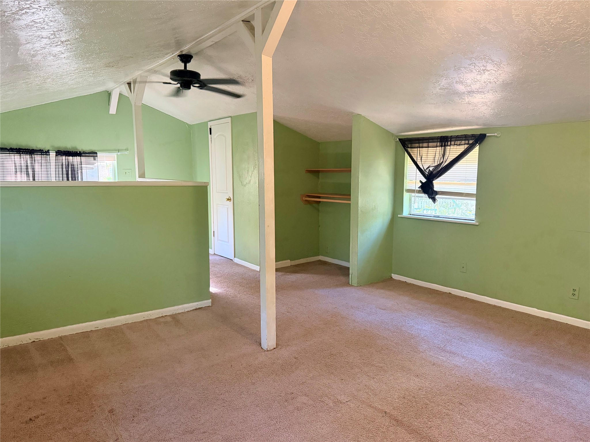 900 Mohawk Drive, #4, Montgomery, TX 77316