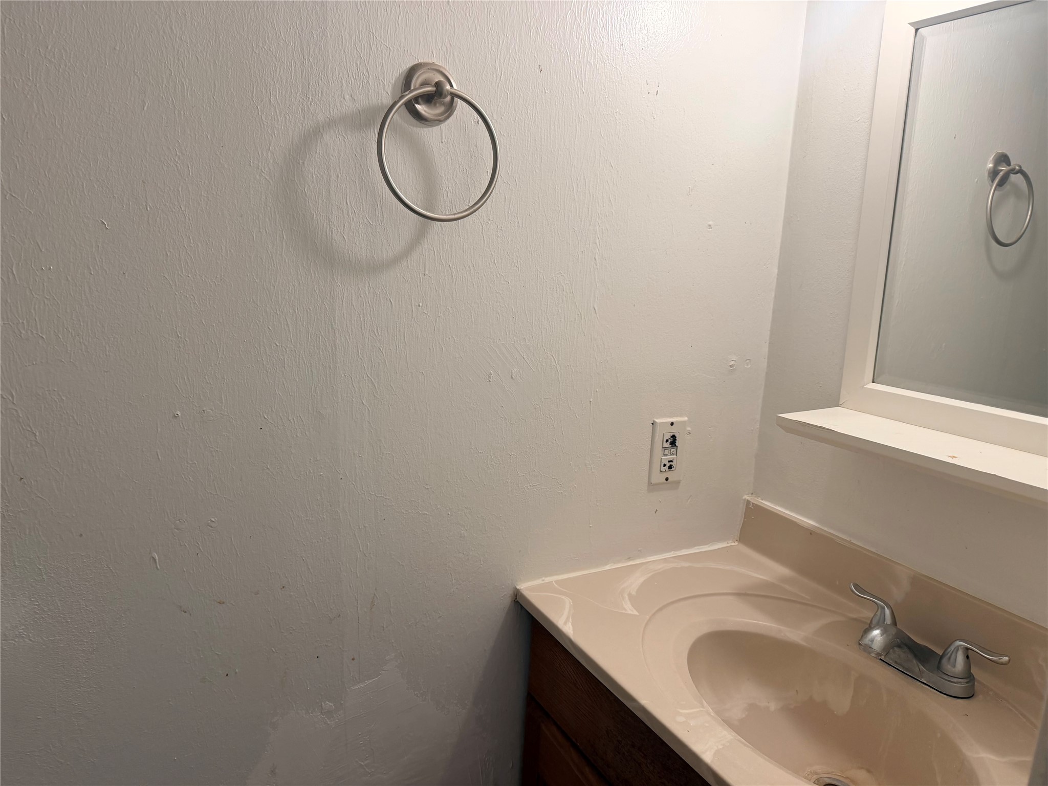 900 Mohawk Drive, #4, Montgomery, TX 77316