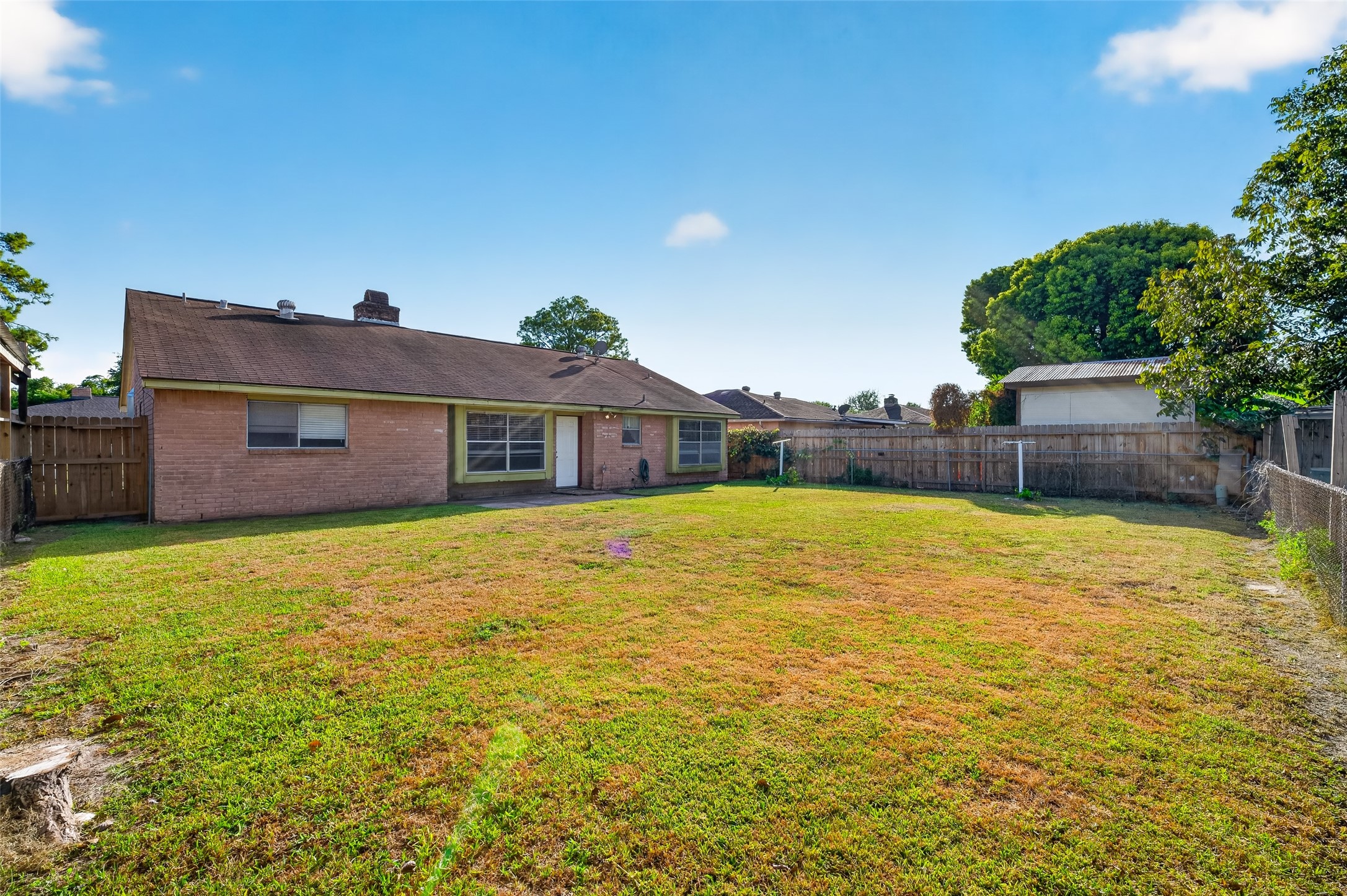 261 Hardwicke Road, Houston, TX 77060
