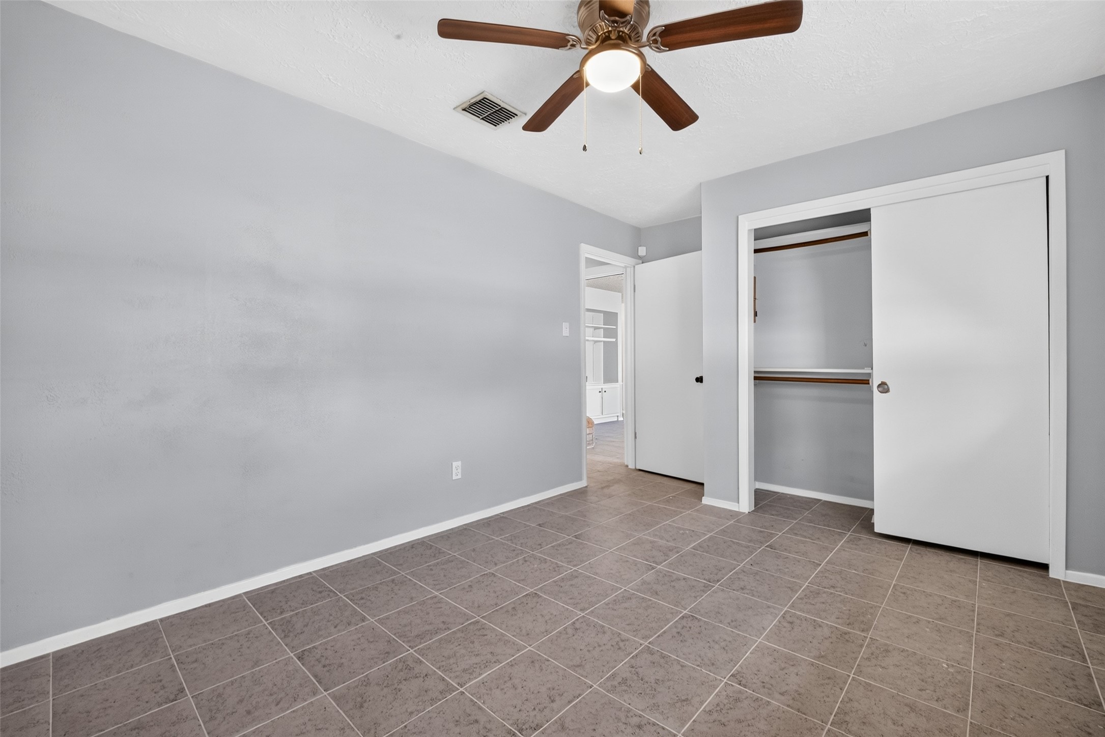 261 Hardwicke Road, Houston, TX 77060