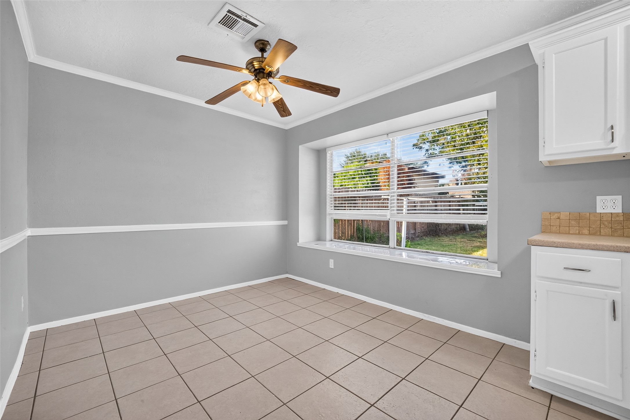 261 Hardwicke Road, Houston, TX 77060