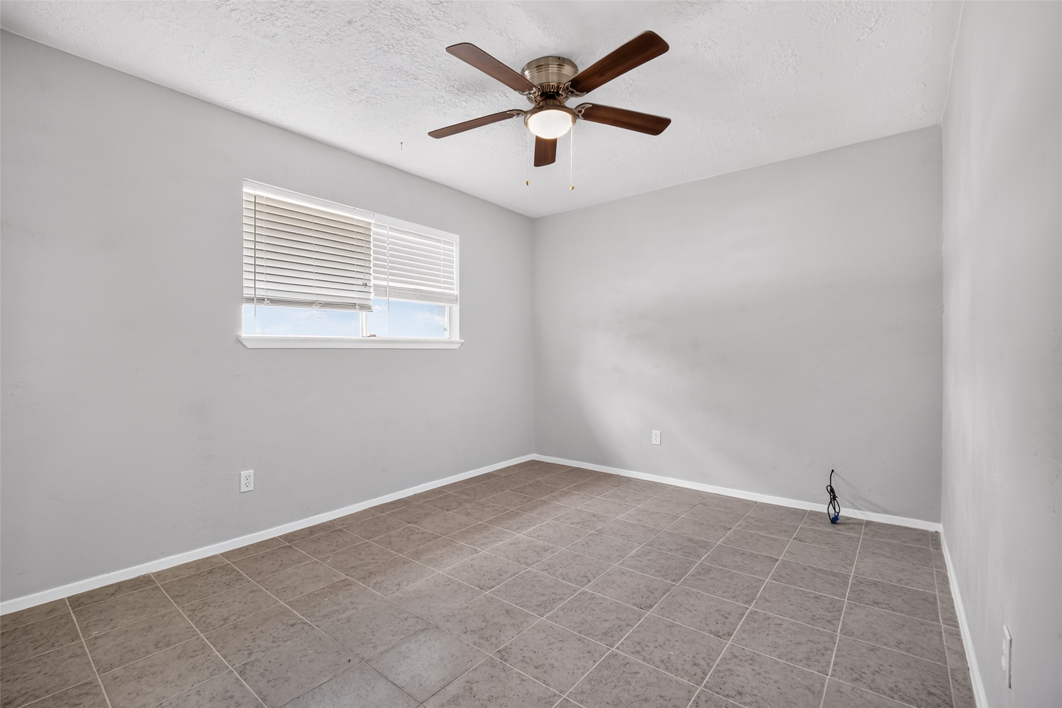 261 Hardwicke Road, Houston, TX 77060