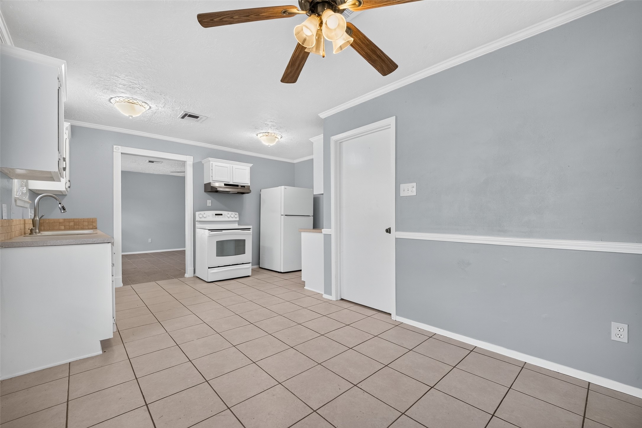 261 Hardwicke Road, Houston, TX 77060