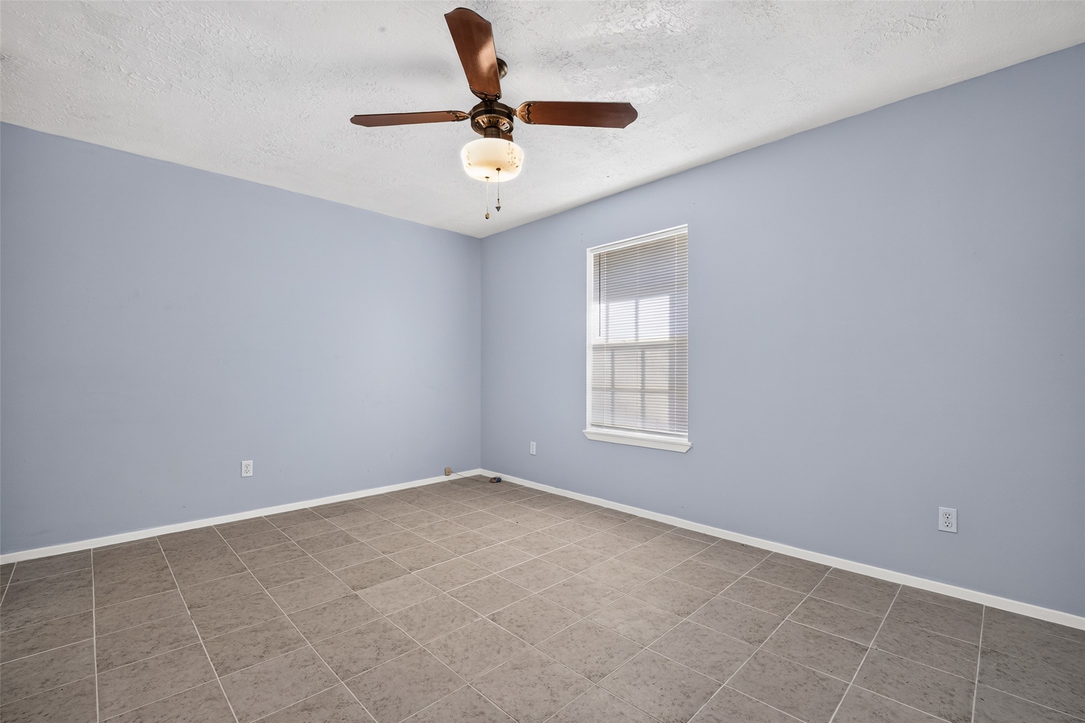 261 Hardwicke Road, Houston, TX 77060