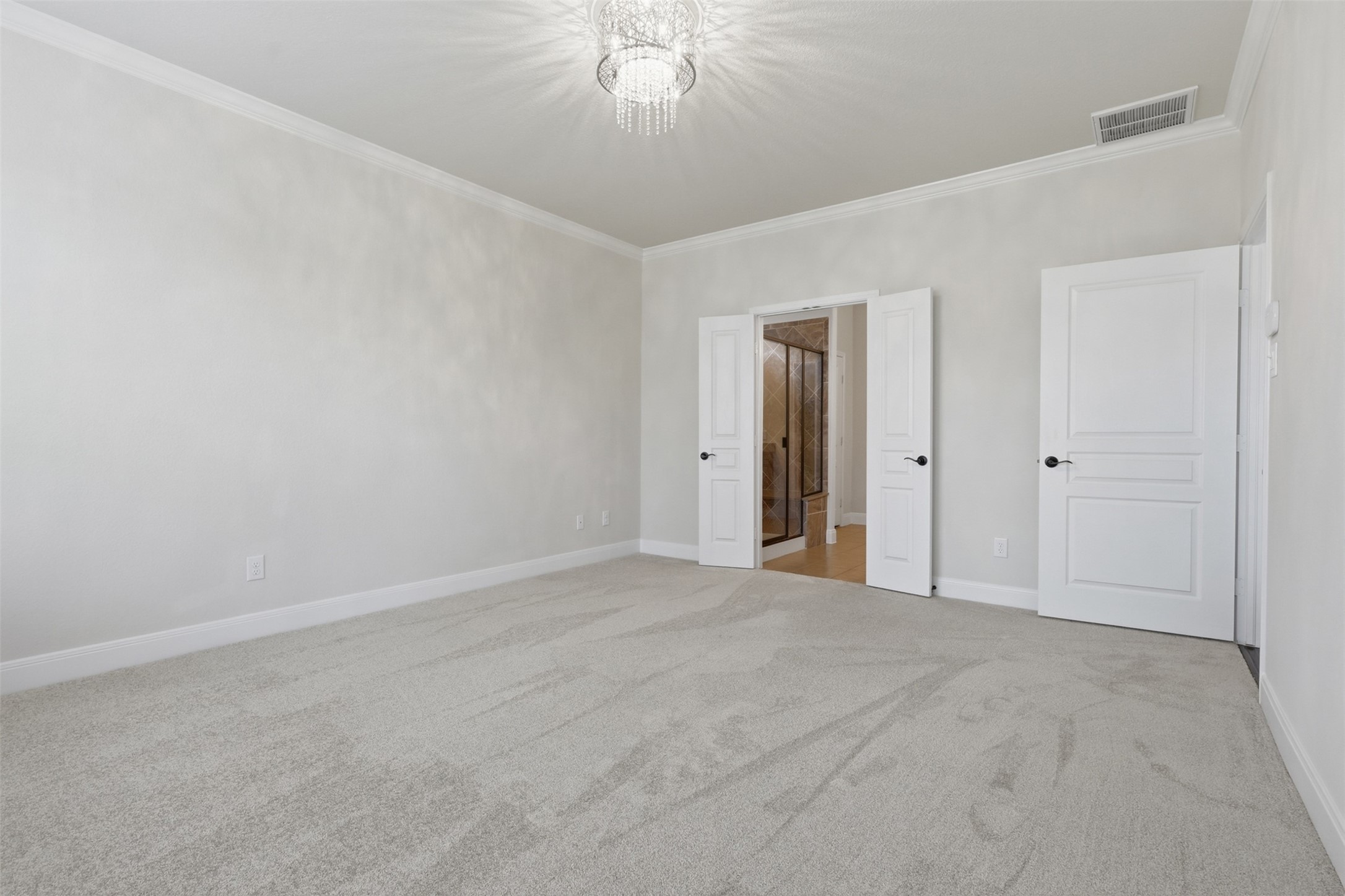 677 Tenuta Lane, League City, TX 77573