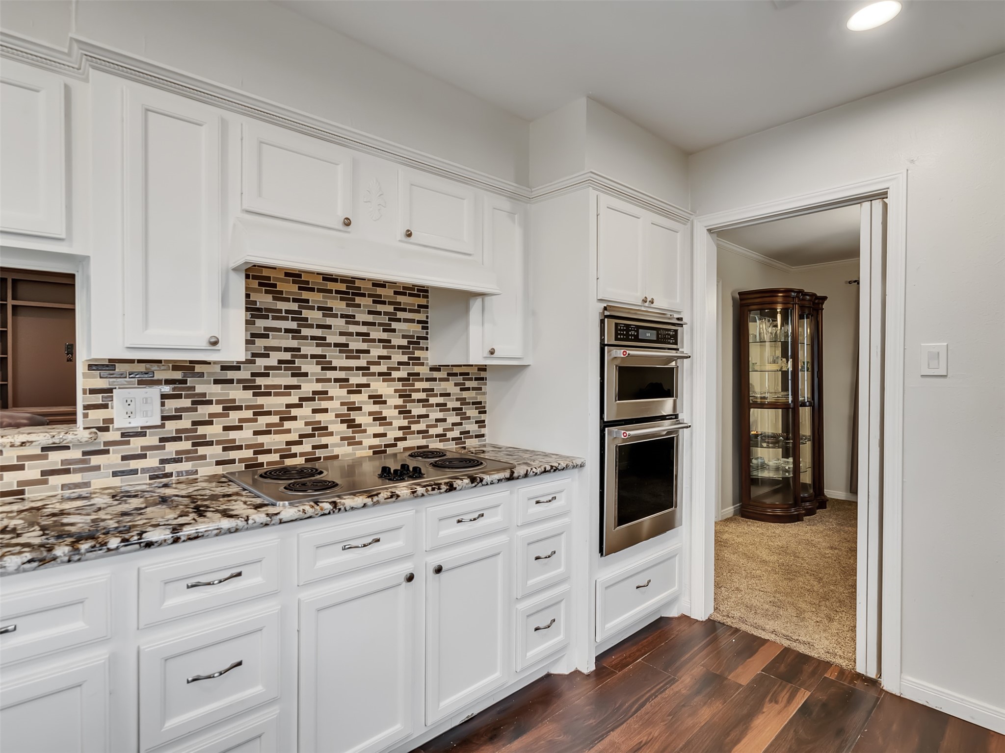 Storage goals achieved. This beautifully designed kitchen features an abundance of drawers and smart storage space, making organization effortless while keeping everything right at your fingertips.