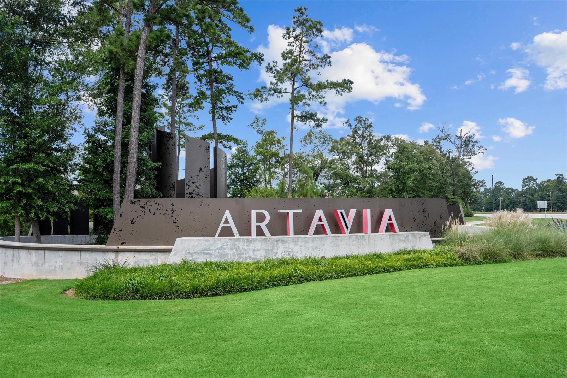 More than a neighborhood, ARTAVIA is a community where amenities, events, and beautiful surroundings create a lifestyle you'll love.
