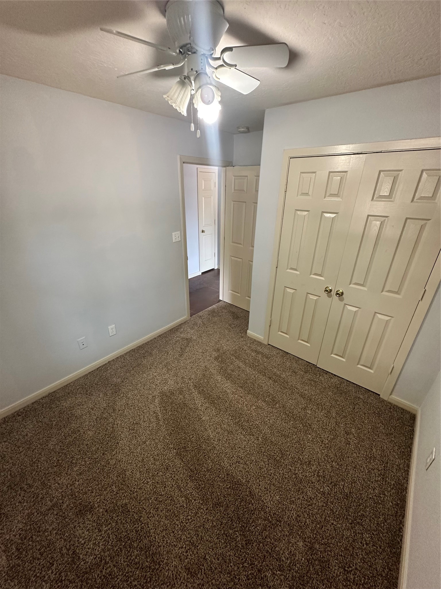 102 Lindley Street, Willis, TX 77378