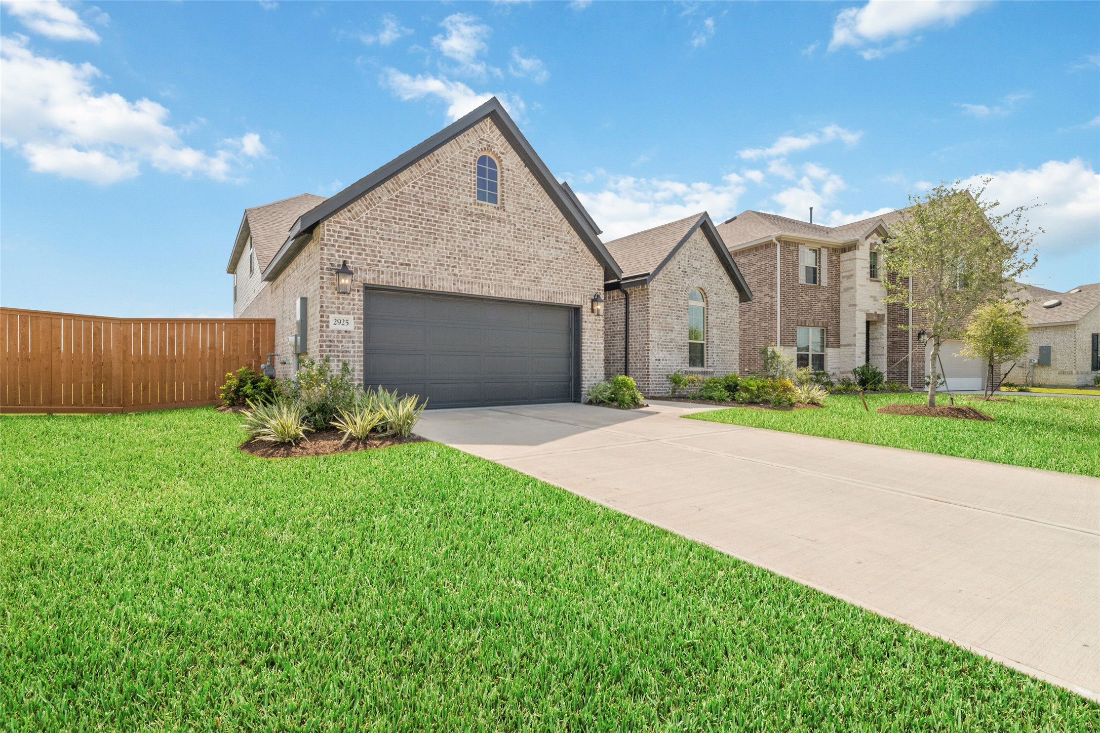 2925 Gleason Terrace Lane, La Marque, TX 77568