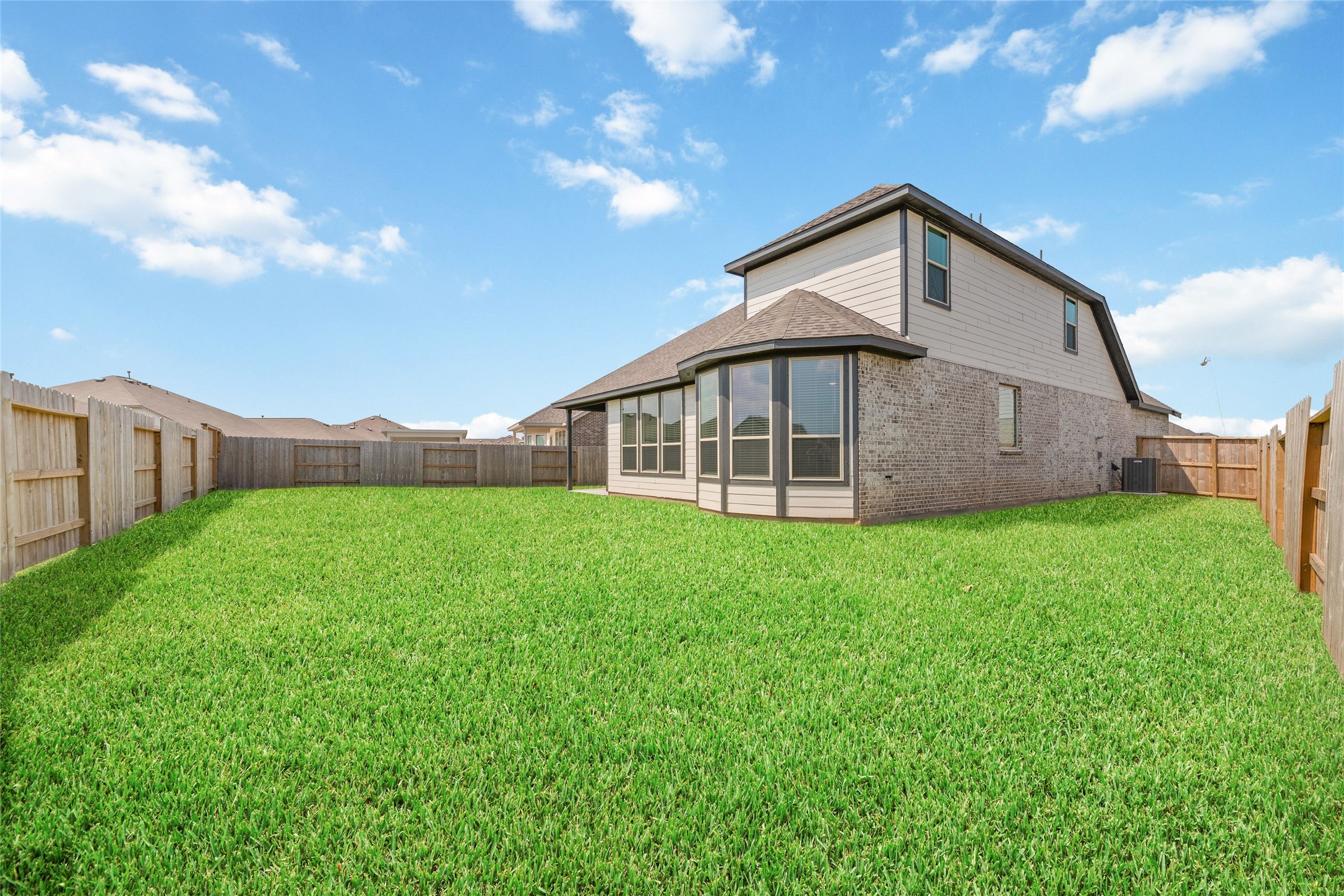 2925 Gleason Terrace Lane, La Marque, TX 77568