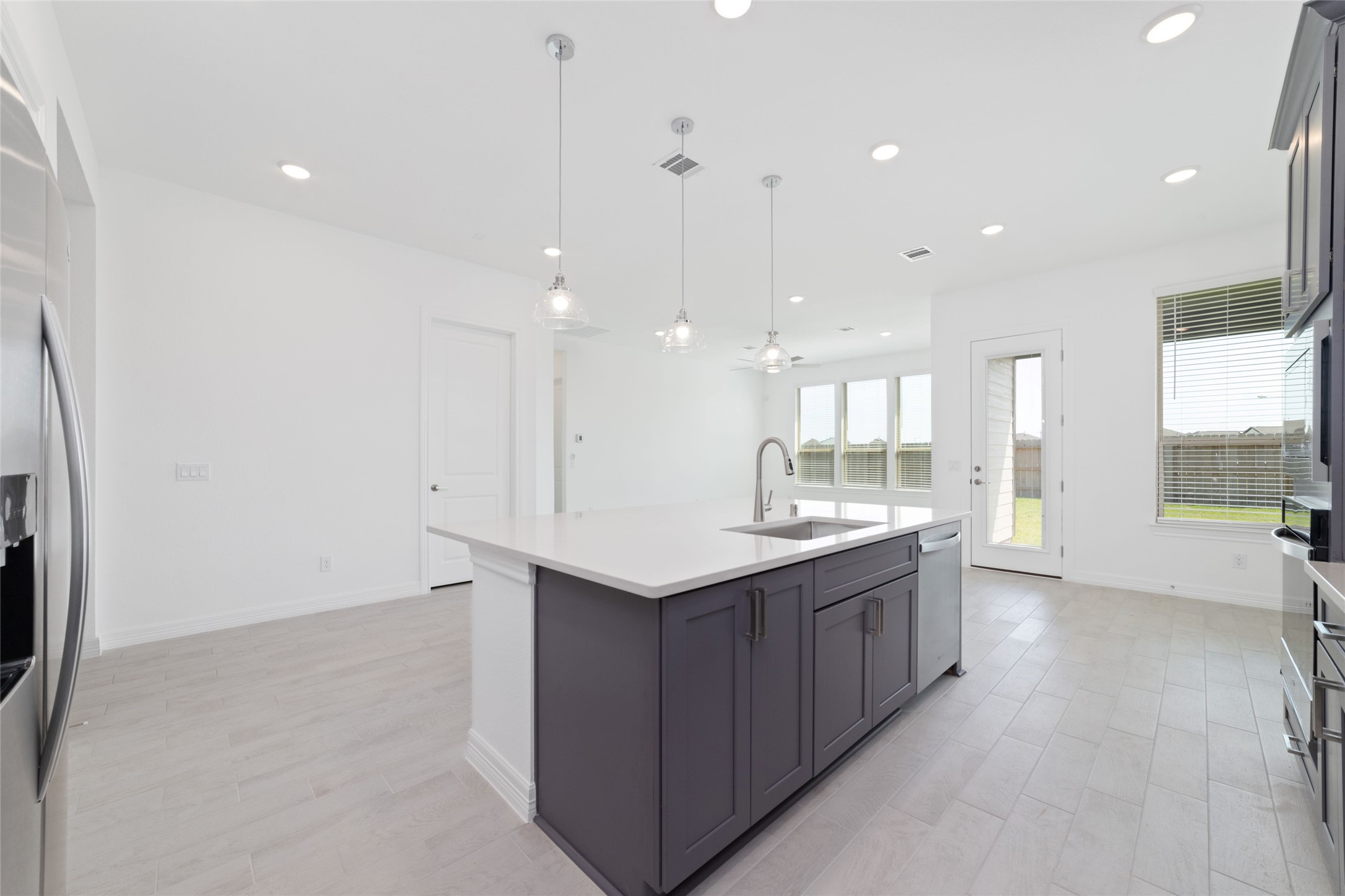 2925 Gleason Terrace Lane, La Marque, TX 77568