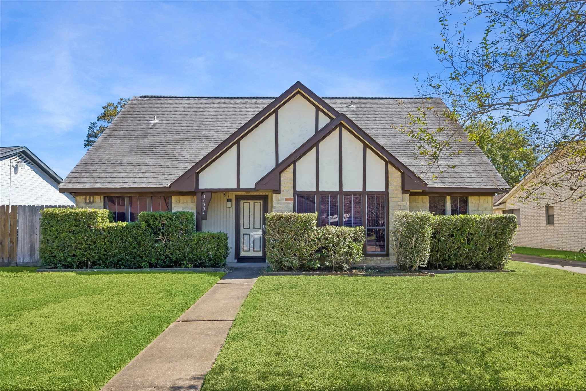 10334 Sageglow Drive, Houston, TX 77089 10334 Sageglow Drive, Houston, TX 77089