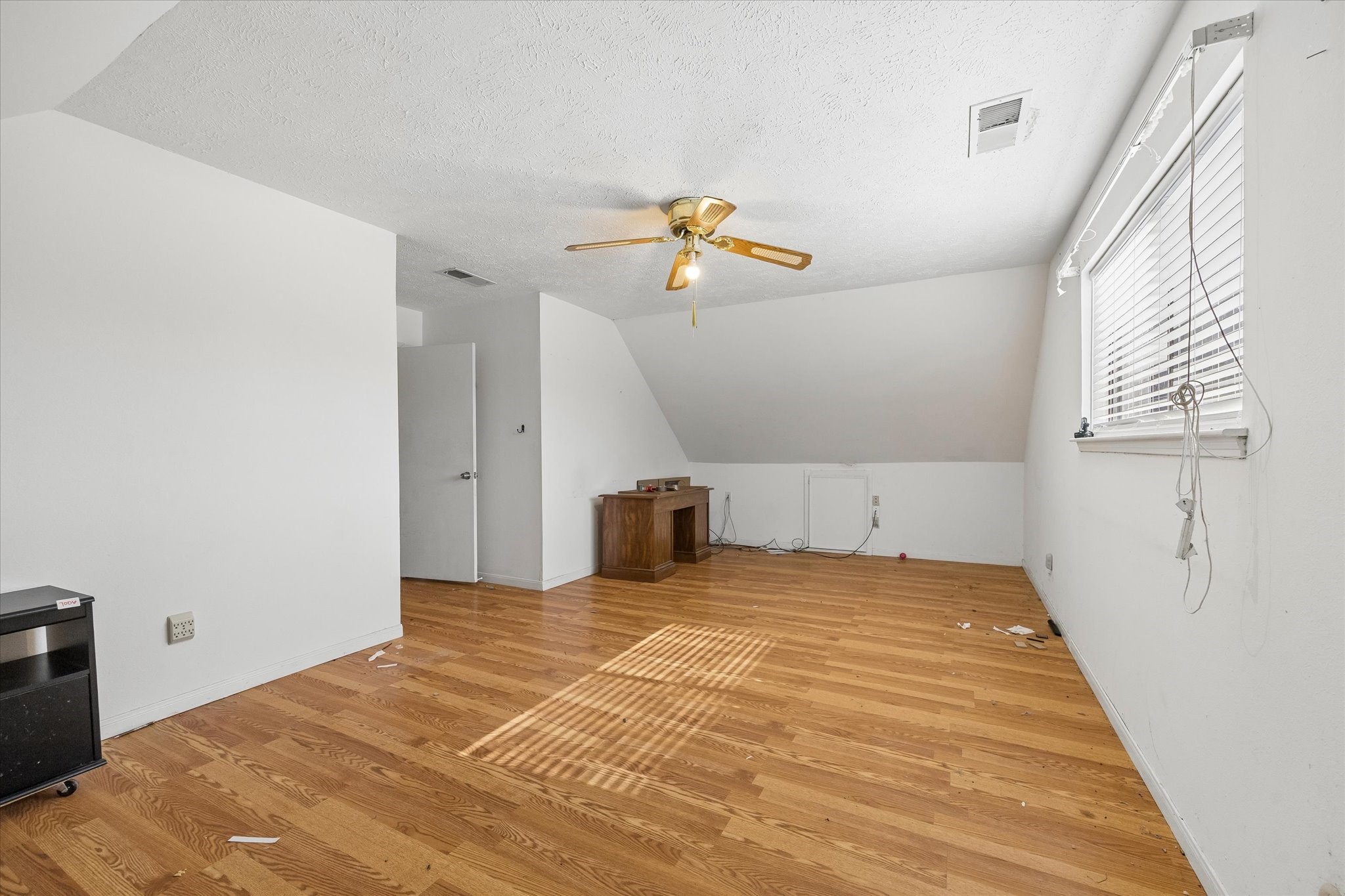 10334 Sageglow Drive, Houston, TX 77089