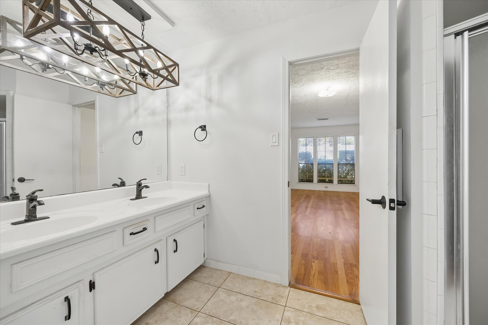 10334 Sageglow Drive, Houston, TX 77089
