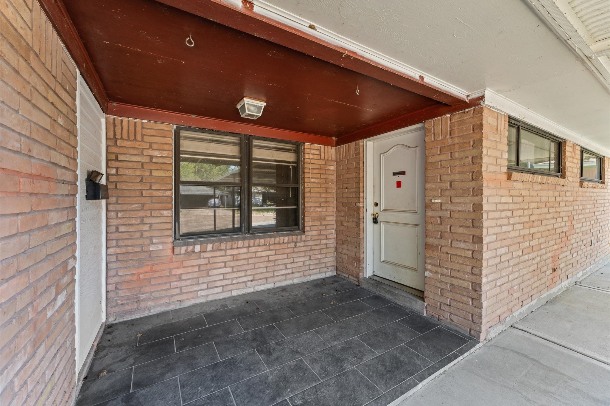 121 Bluebird Lane, Pasadena, TX 77502