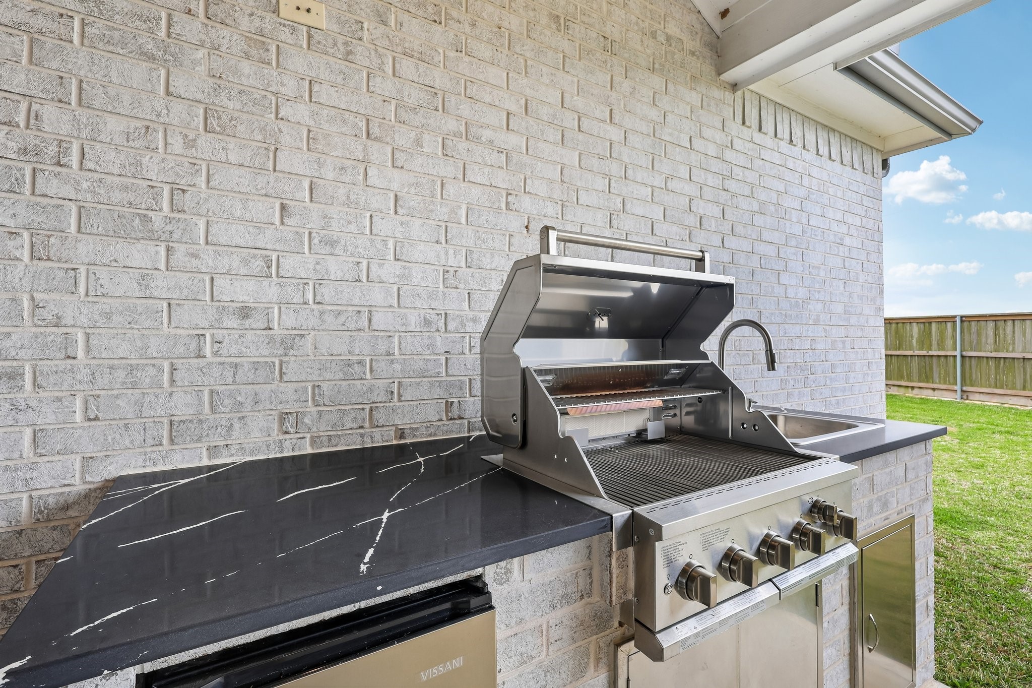Closer look at the outdoor kitchen