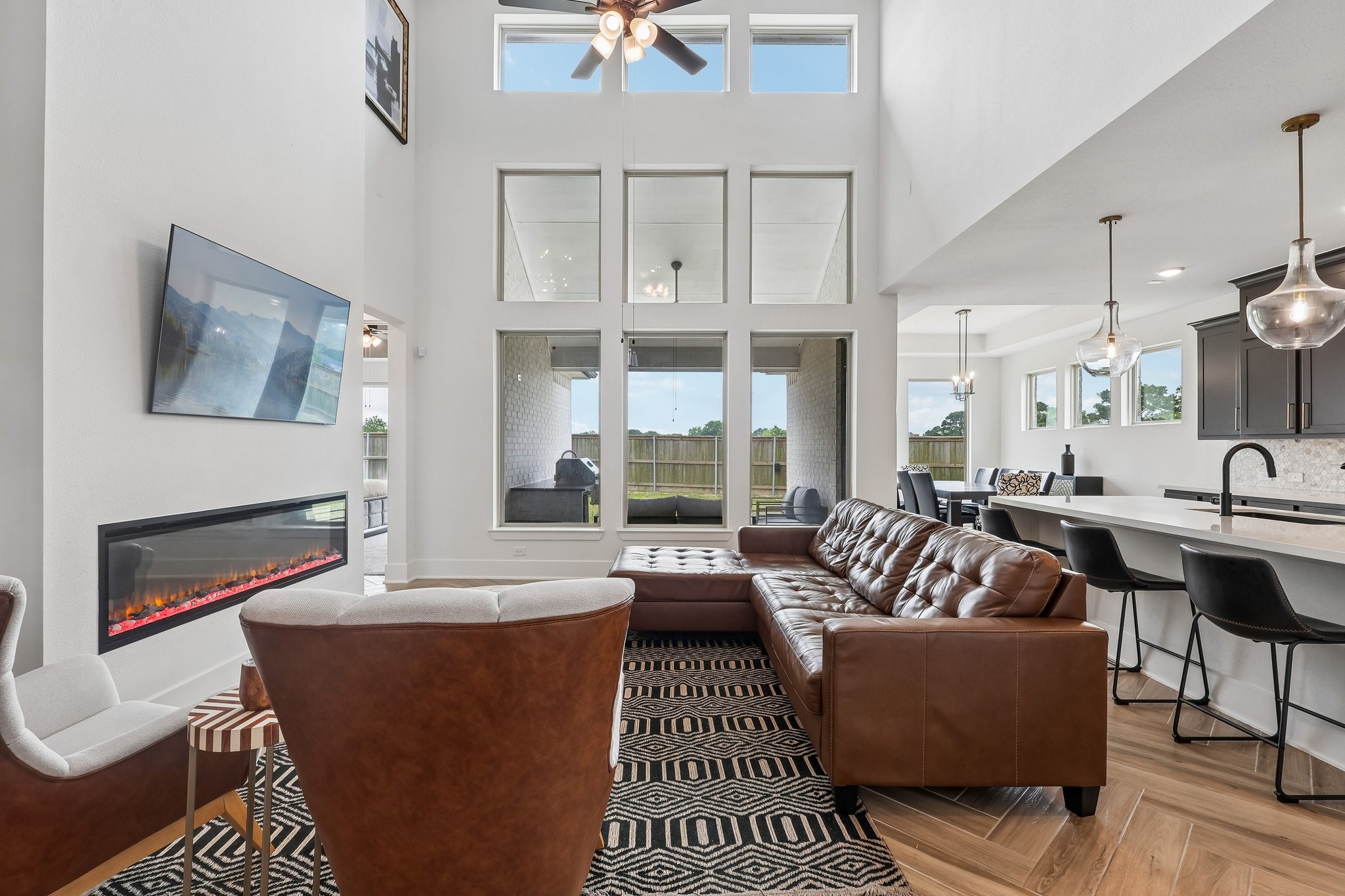 High ceilings and windows allowing natural light to peak in