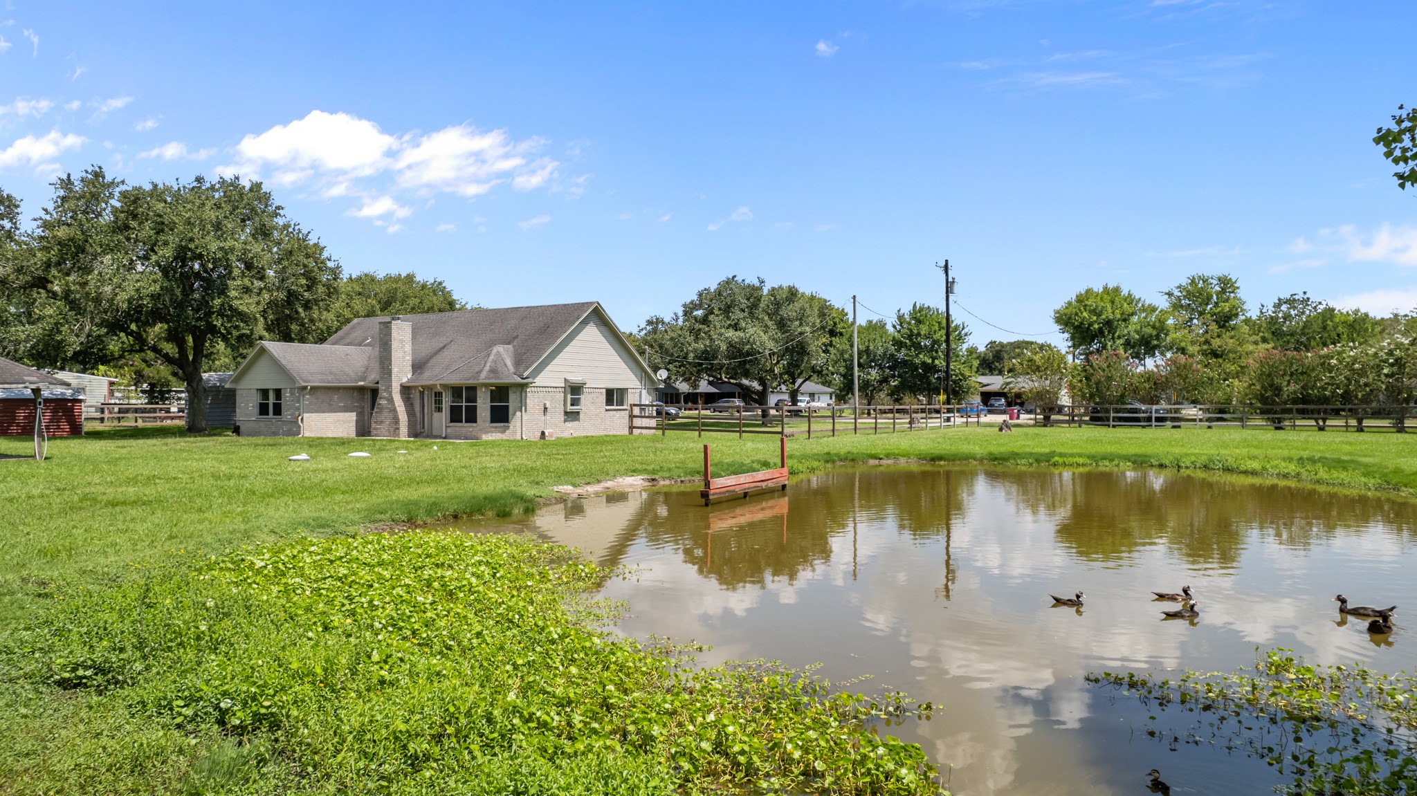 3855 County Road 960, Alvin, TX 77511
