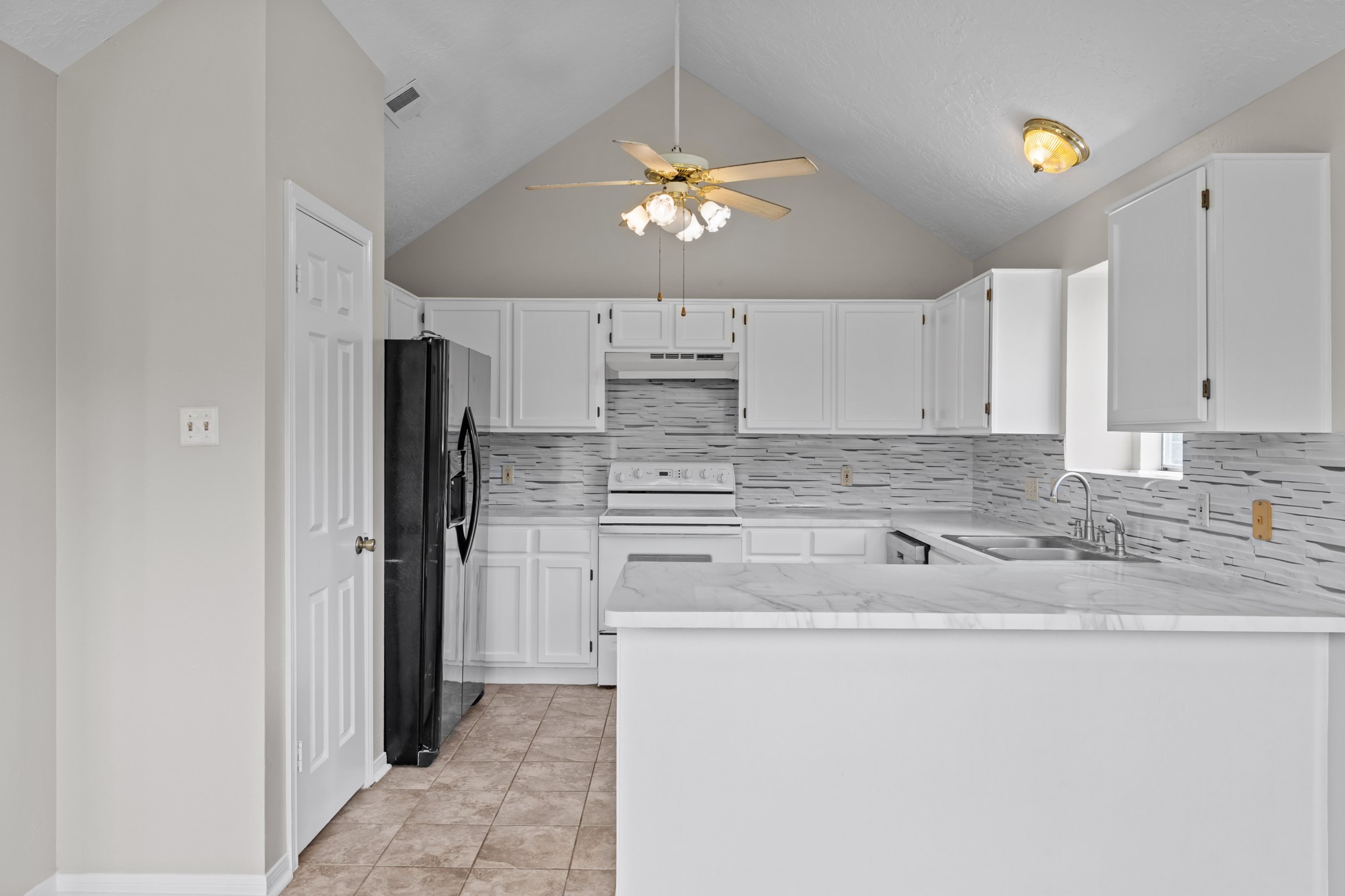 3855 County Road 960, Alvin, TX 77511