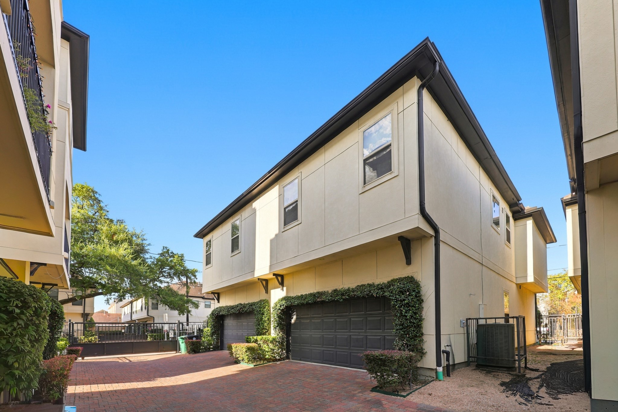 Automatic gate to community of townhomes.