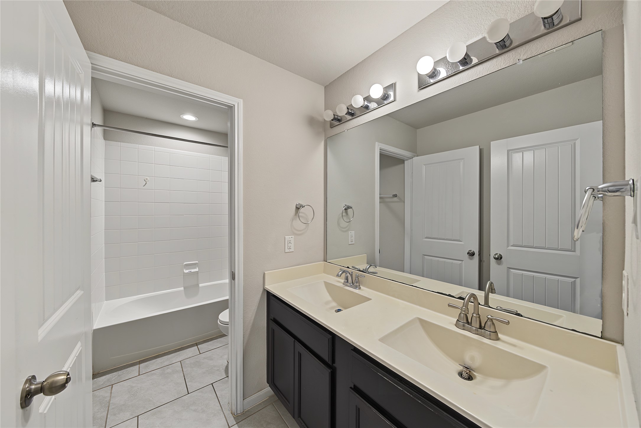 8807 Jamison Drive, Rosenberg, TX 77469