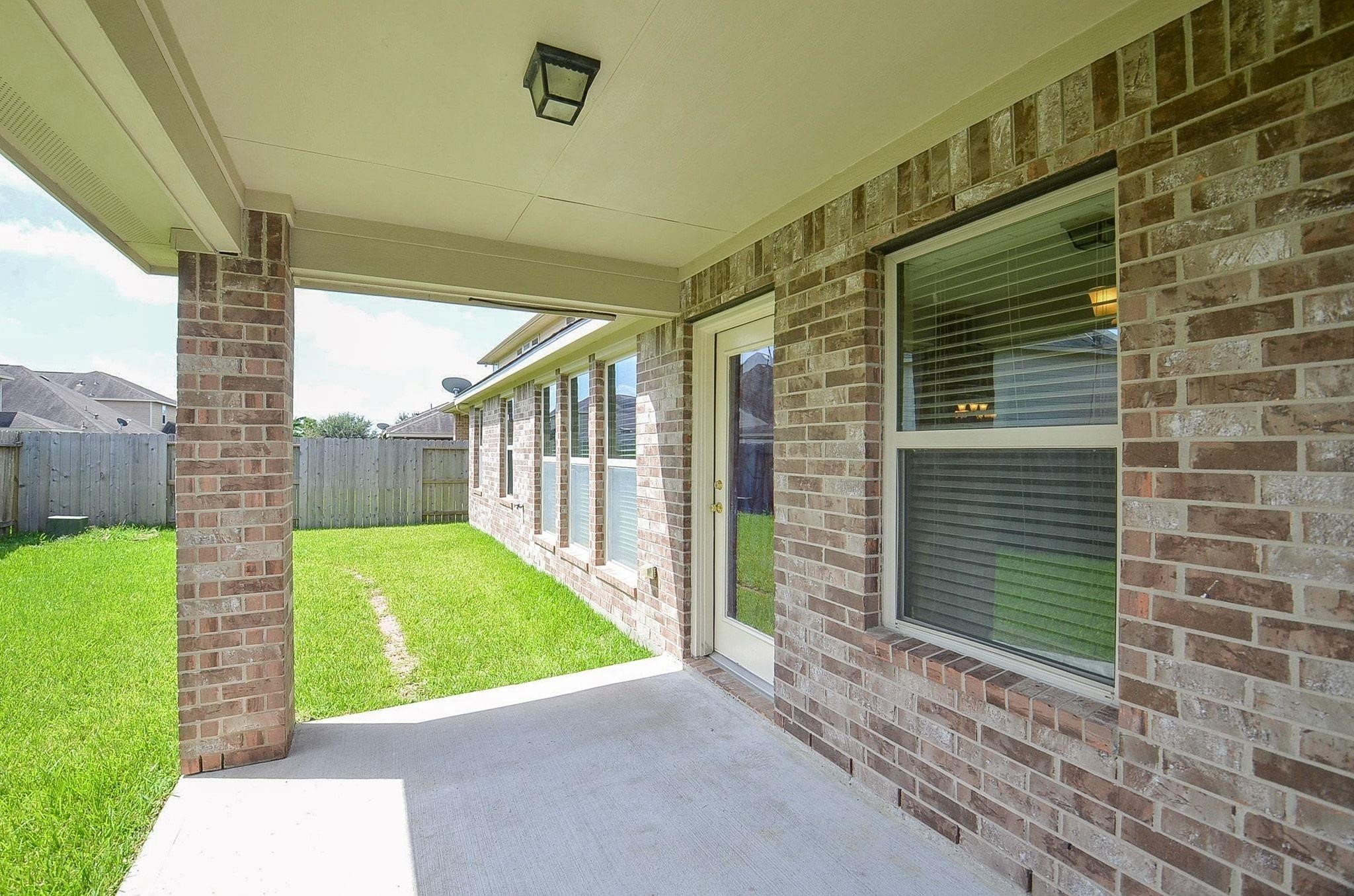 5205 Kendall Glen Court, Rosharon, TX 77583