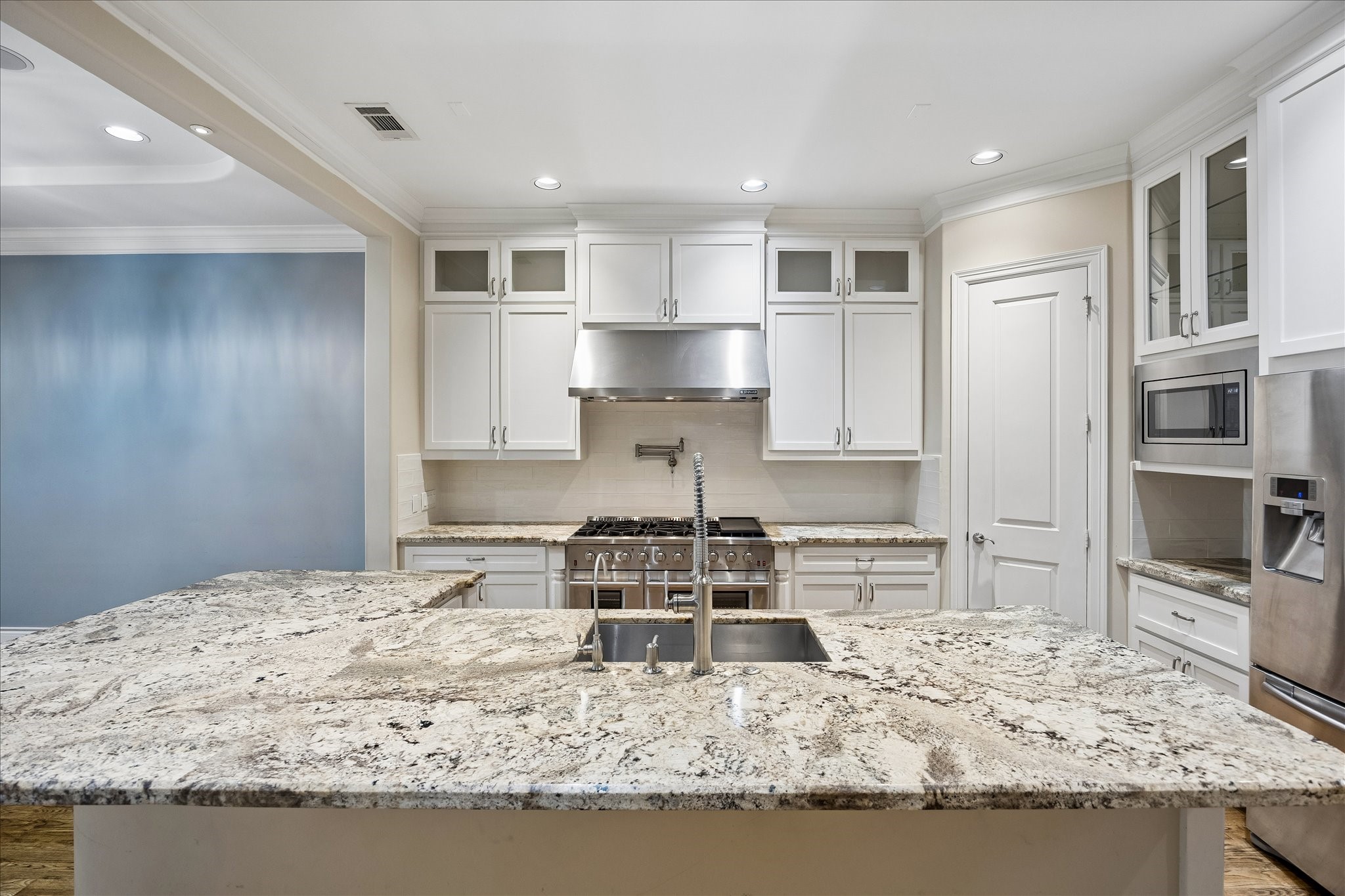 Excellent counter seating for you & your guests