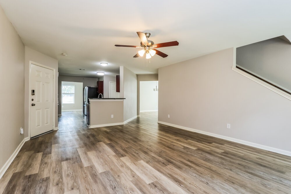 9969 Kingfisher Drive, Conroe, TX 77385 9969 Kingfisher Drive, Conroe, TX 77385