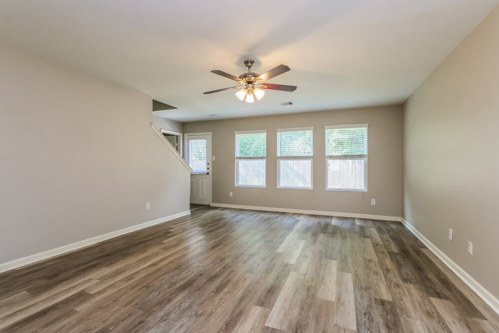 9969 Kingfisher Drive, Conroe, TX 77385 9969 Kingfisher Drive, Conroe, TX 77385