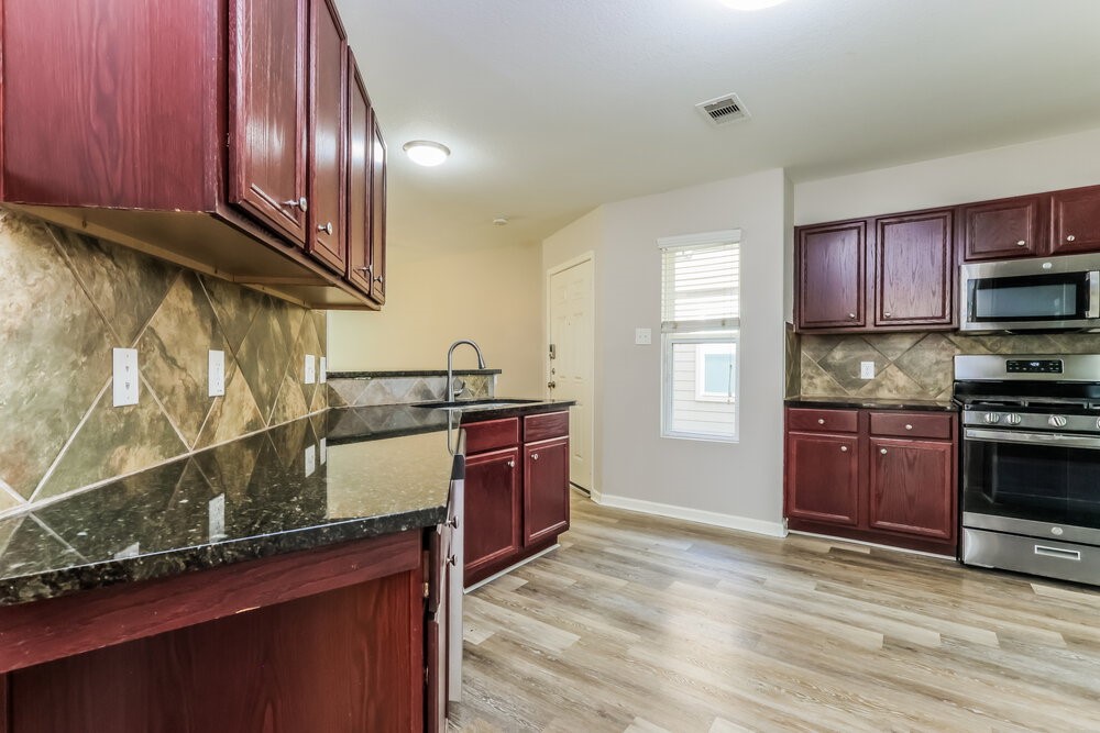 9969 Kingfisher Drive, Conroe, TX 77385 9969 Kingfisher Drive, Conroe, TX 77385