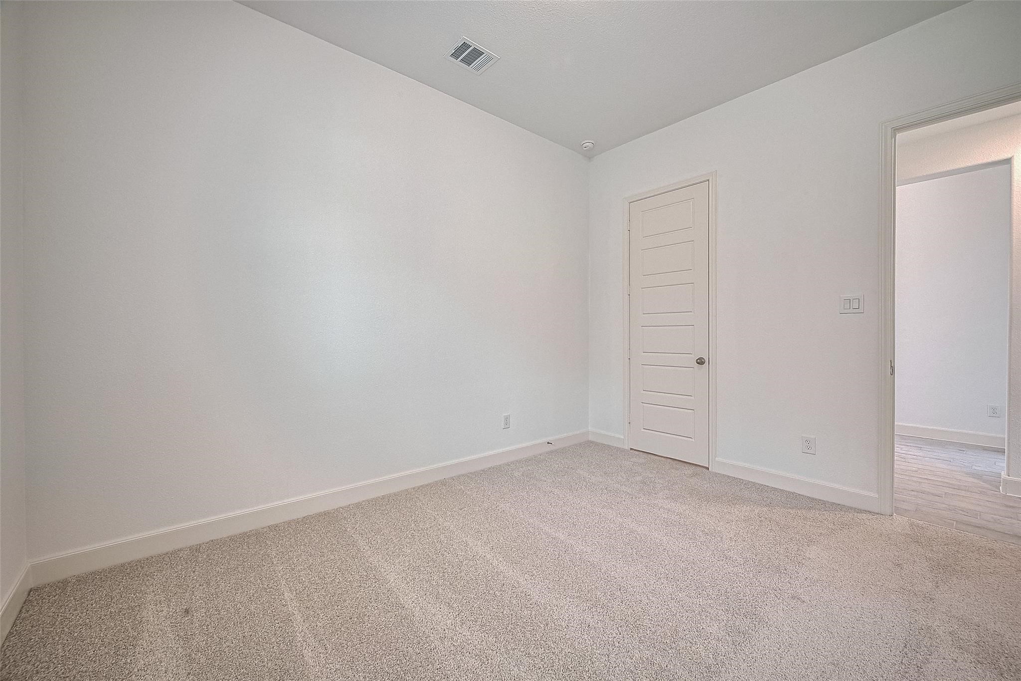 2911 Golden Isle Drive, Texas City, TX 77568