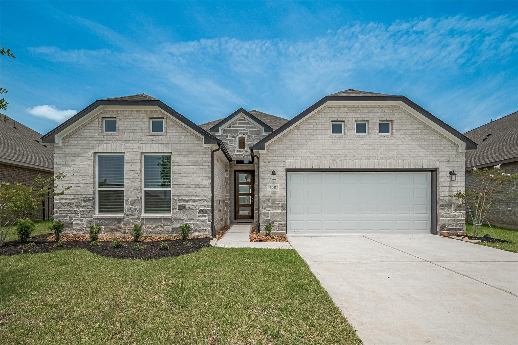 2911 Golden Isle Drive, Texas City, TX 77568