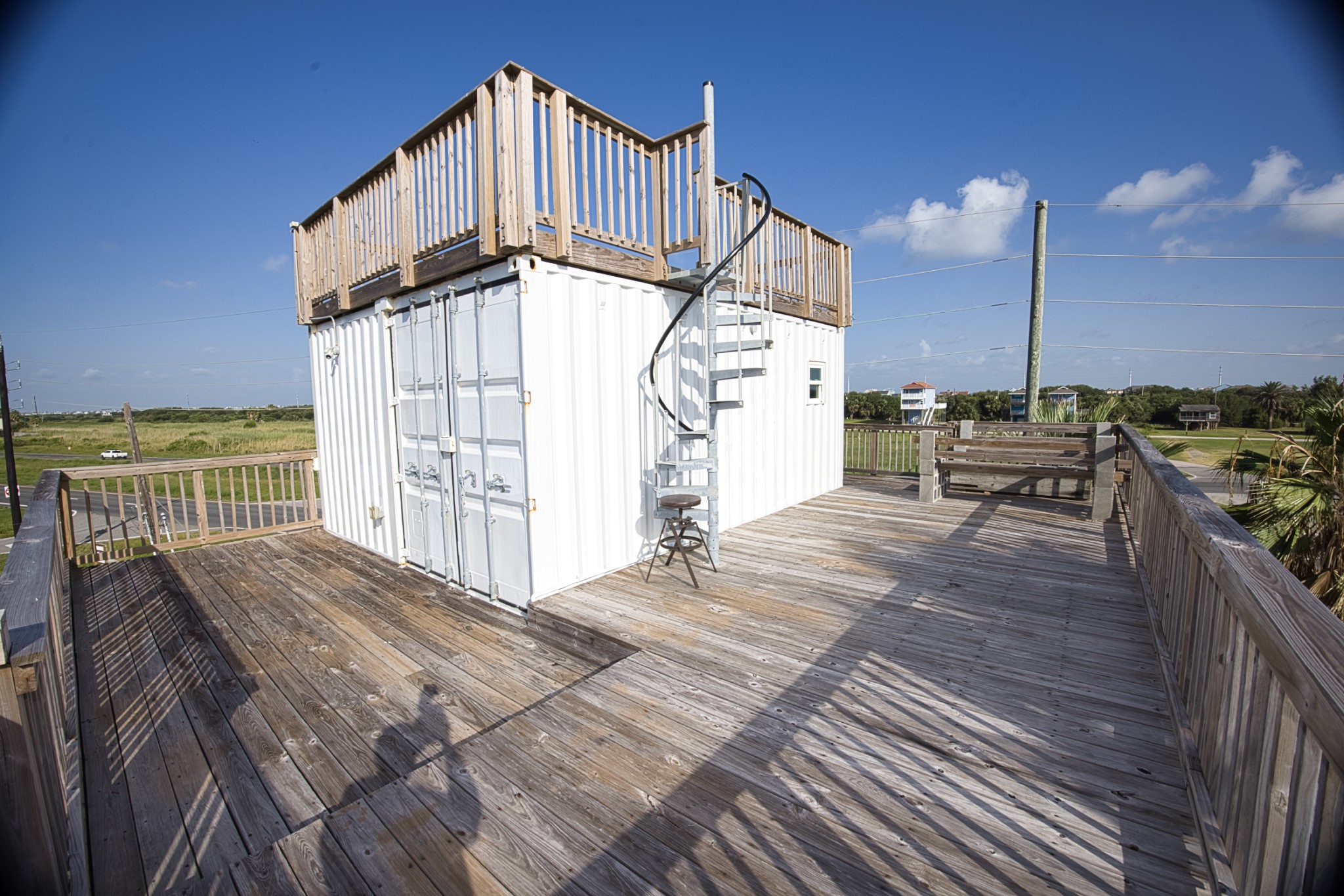 270 degree second level deck