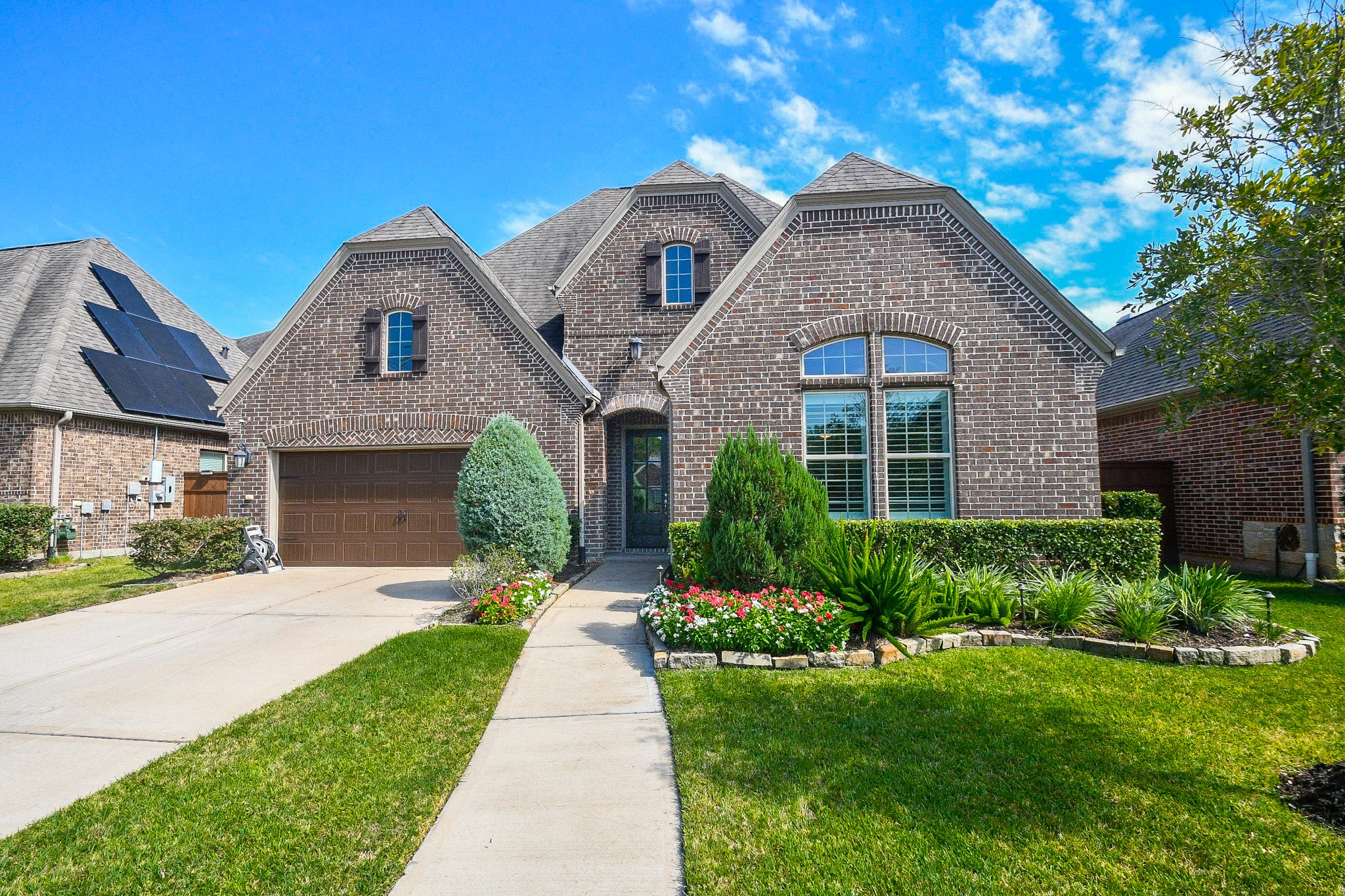 2330 Twin Rose Drive, Missouri City, TX 77459