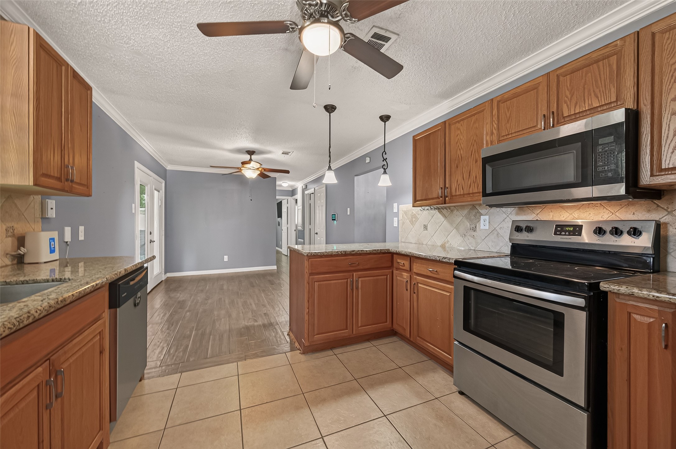 7502 Nightingale Circle, Texas City, TX 77591 7502 Nightingale Circle, Texas City, TX 77591