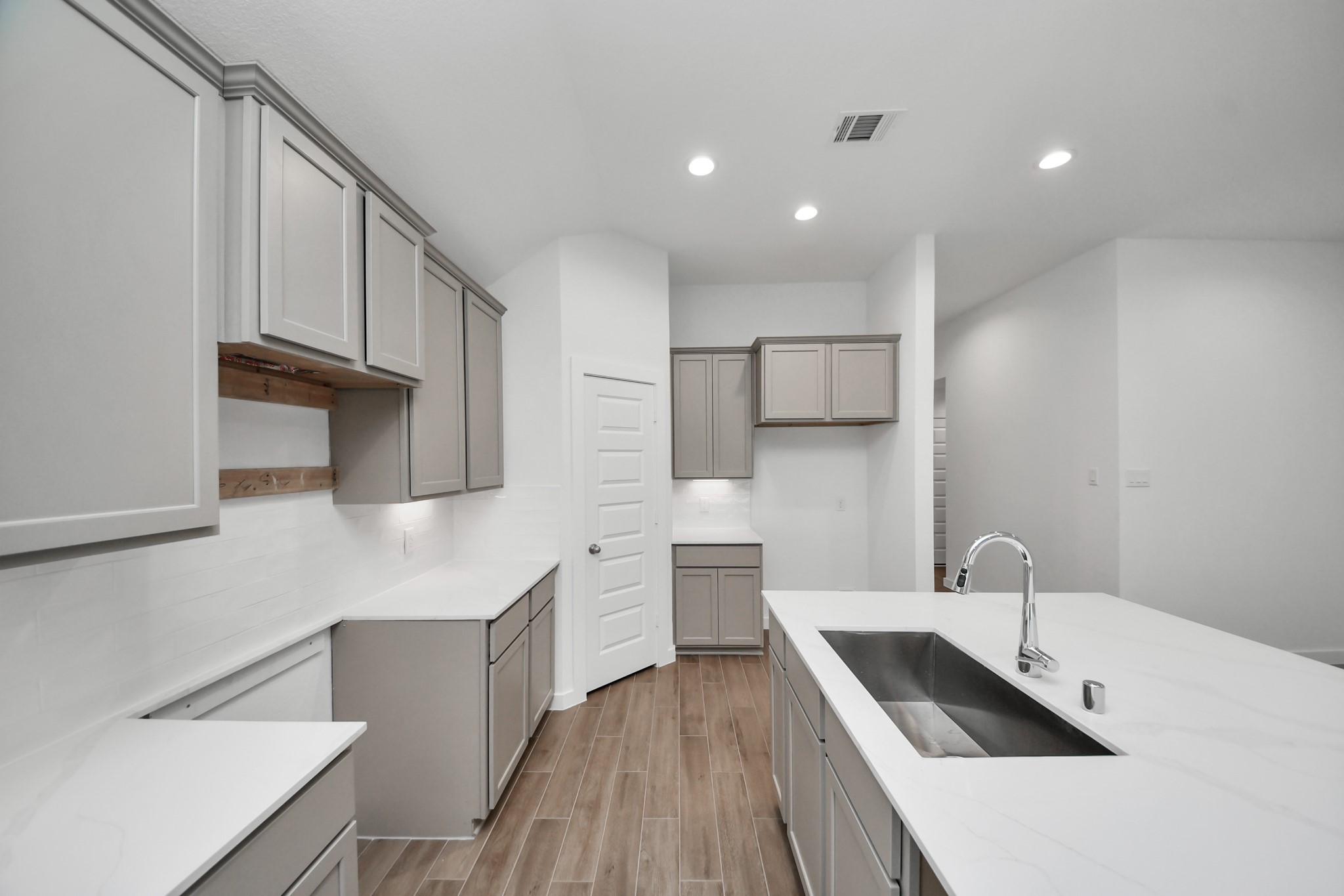 11719 Leafy Laurel Drive, Houston, TX 77066