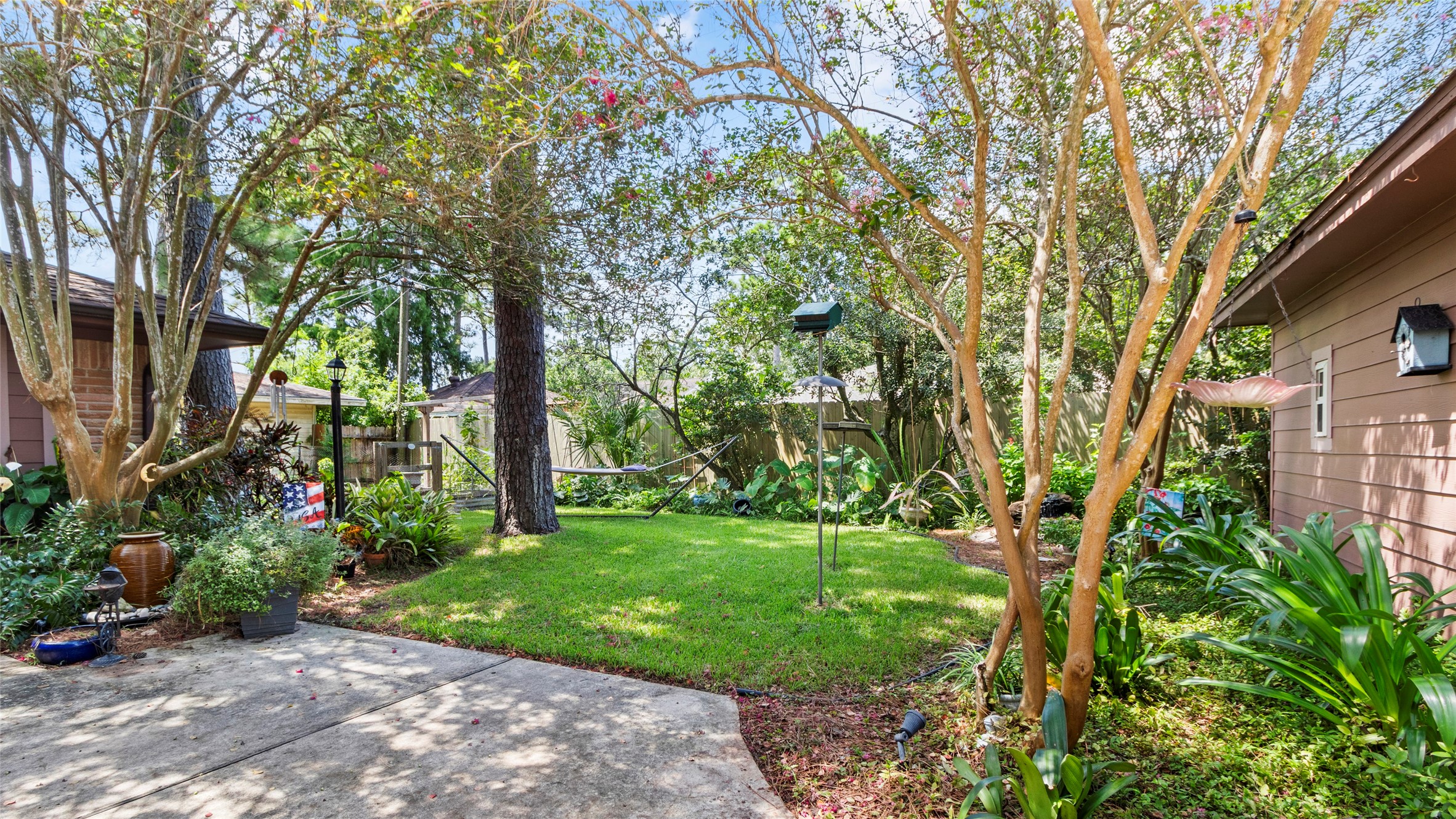 2704 Yorktown Drive, Dickinson, TX 77539