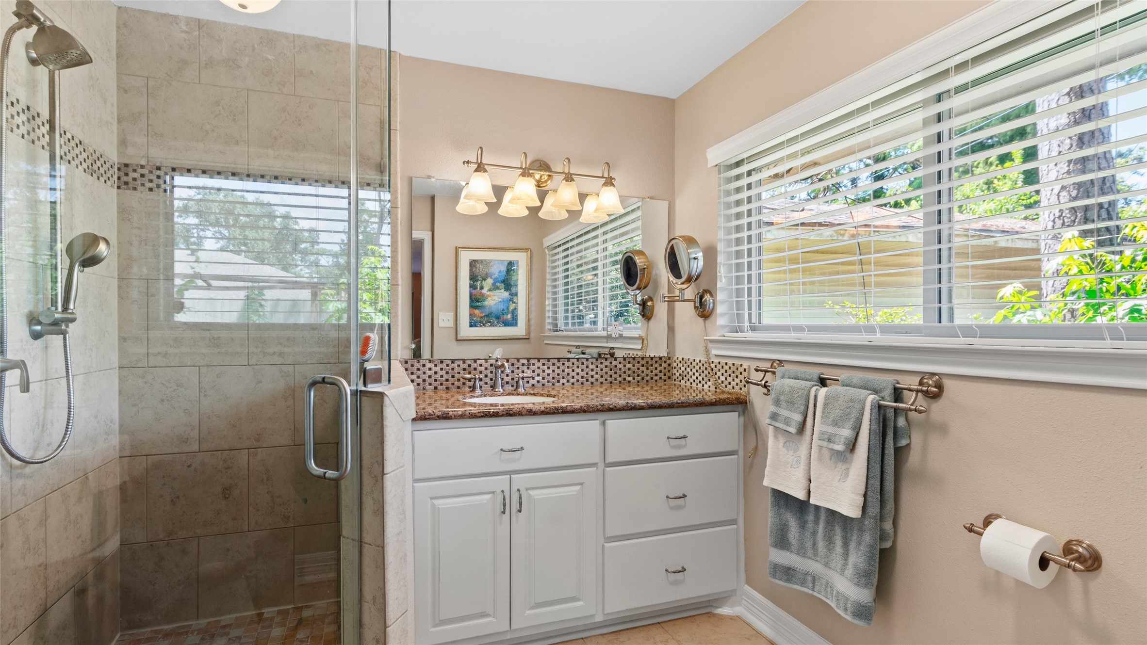 2704 Yorktown Drive, Dickinson, TX 77539