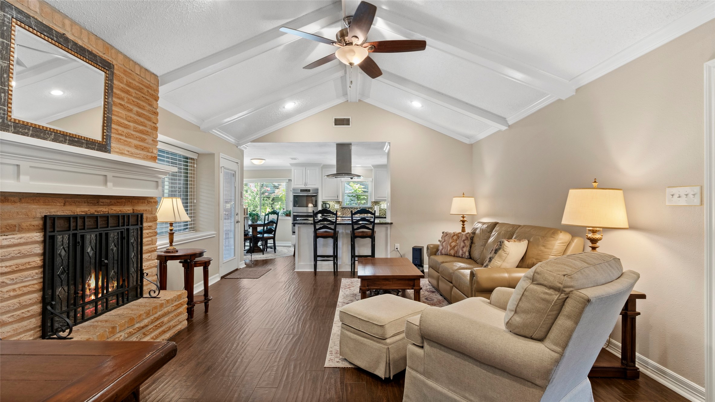 2704 Yorktown Drive, Dickinson, TX 77539