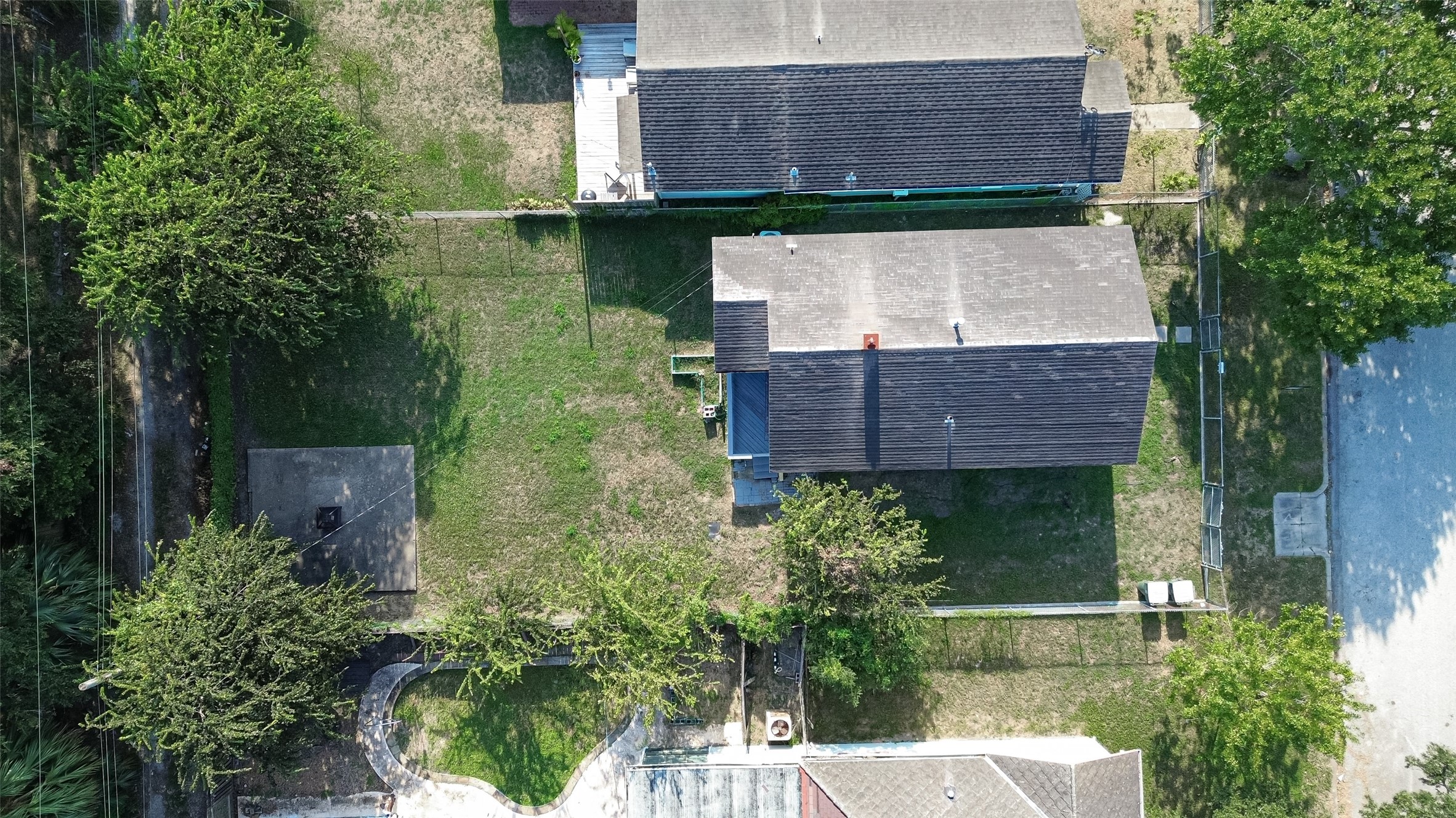 OVERSIZED LOT