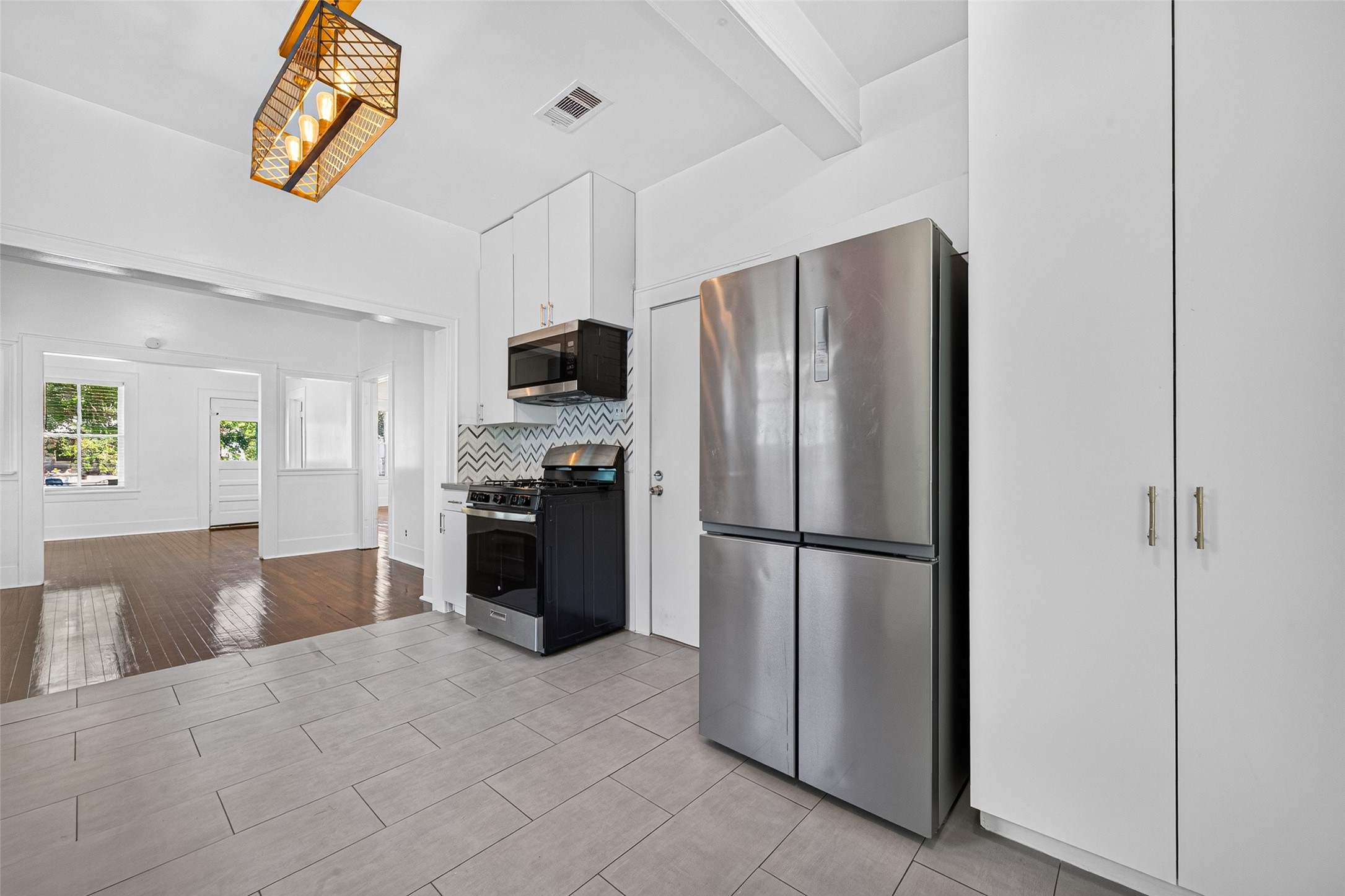 FLOOR TO CEILING PANTRY,
