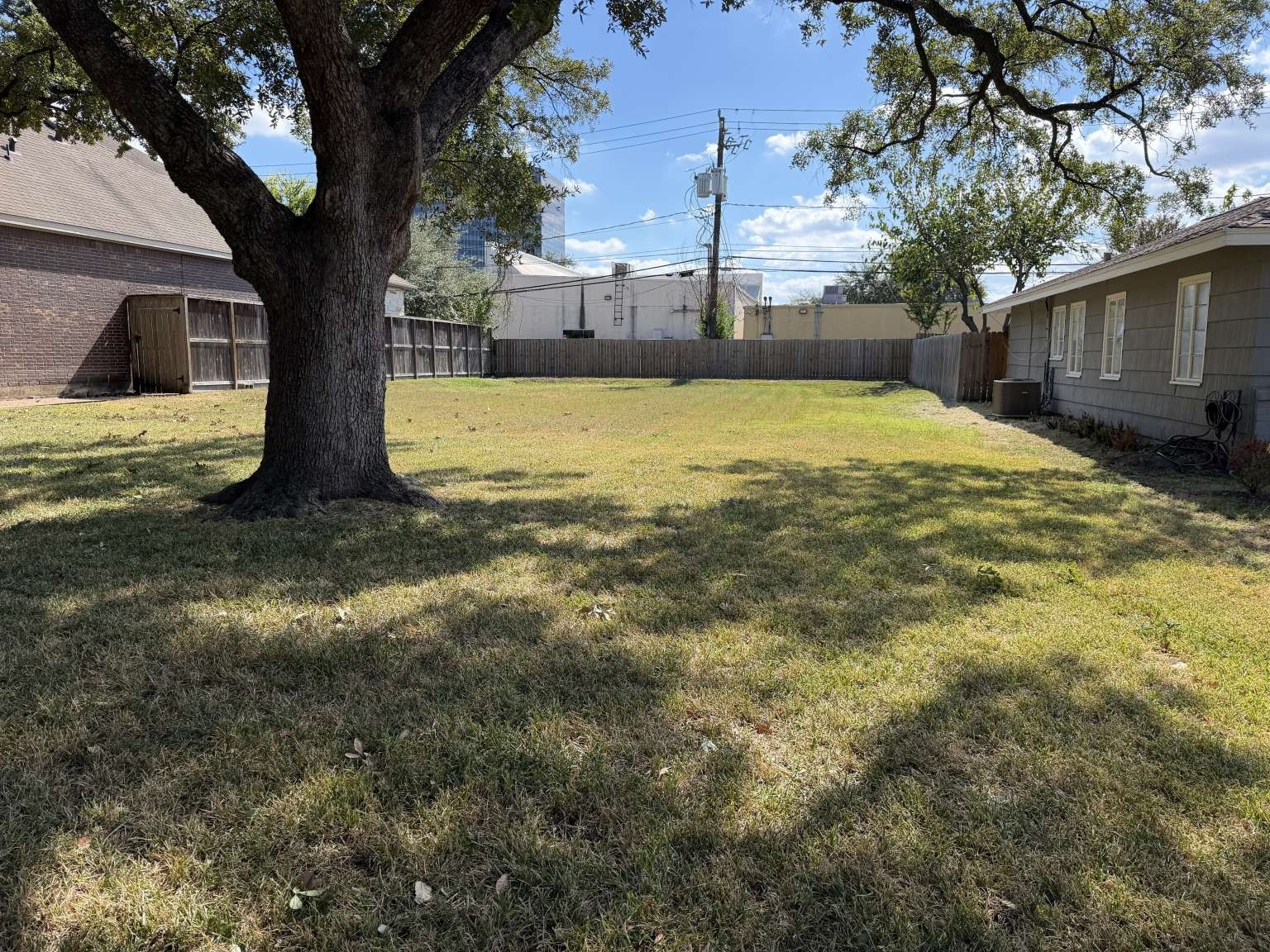 4019 Markham Street, Houston, TX 77027